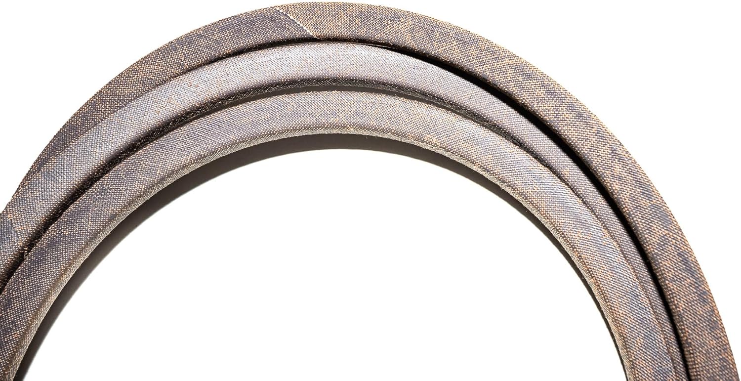 Nærbillede view of the Swisher belt's textured surface and material.