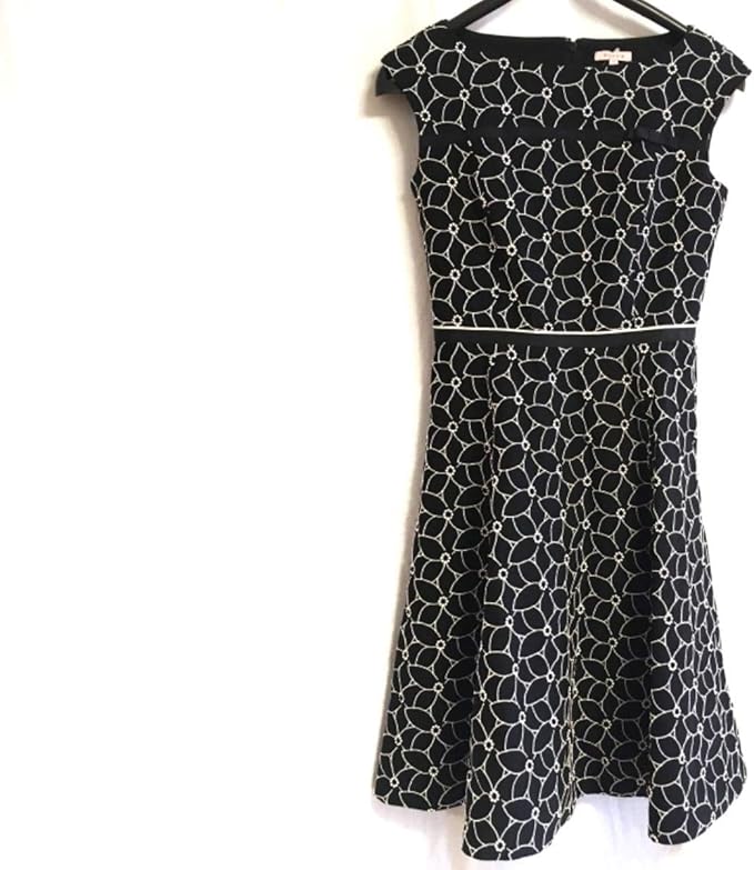 Amazon Co Jp トッカ Tocca ワンピース レディース 黒 白 中古 服 ファッション小物