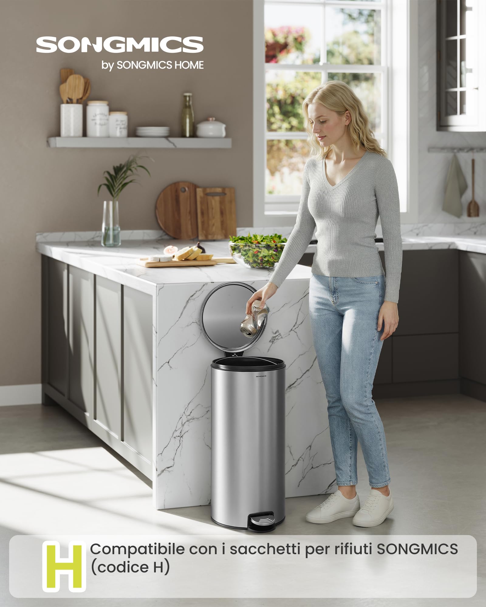 SONGMICS Pattumiera Rotonda, Cestino con 15 Sacchetti Spazzatura, Pedale in Metallo, Secchio Rimovibile in Plastica, Manico, Chiusura Ammortizzata, Acciaio Inox, 30 L, Argento LTB031EZ02