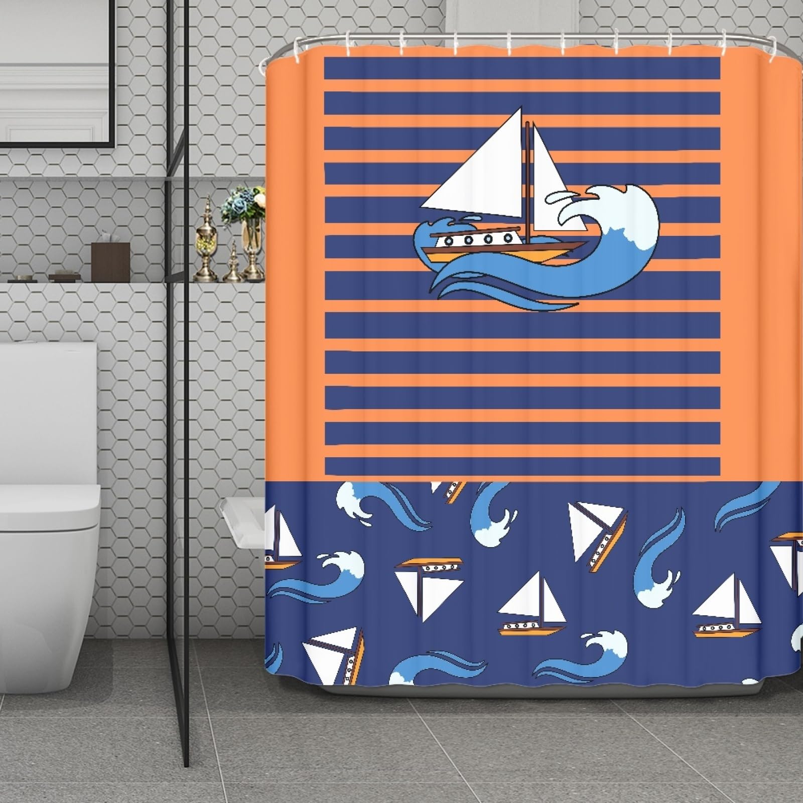 Rideau de douche déco marine pour rafraîchir la salle de bain