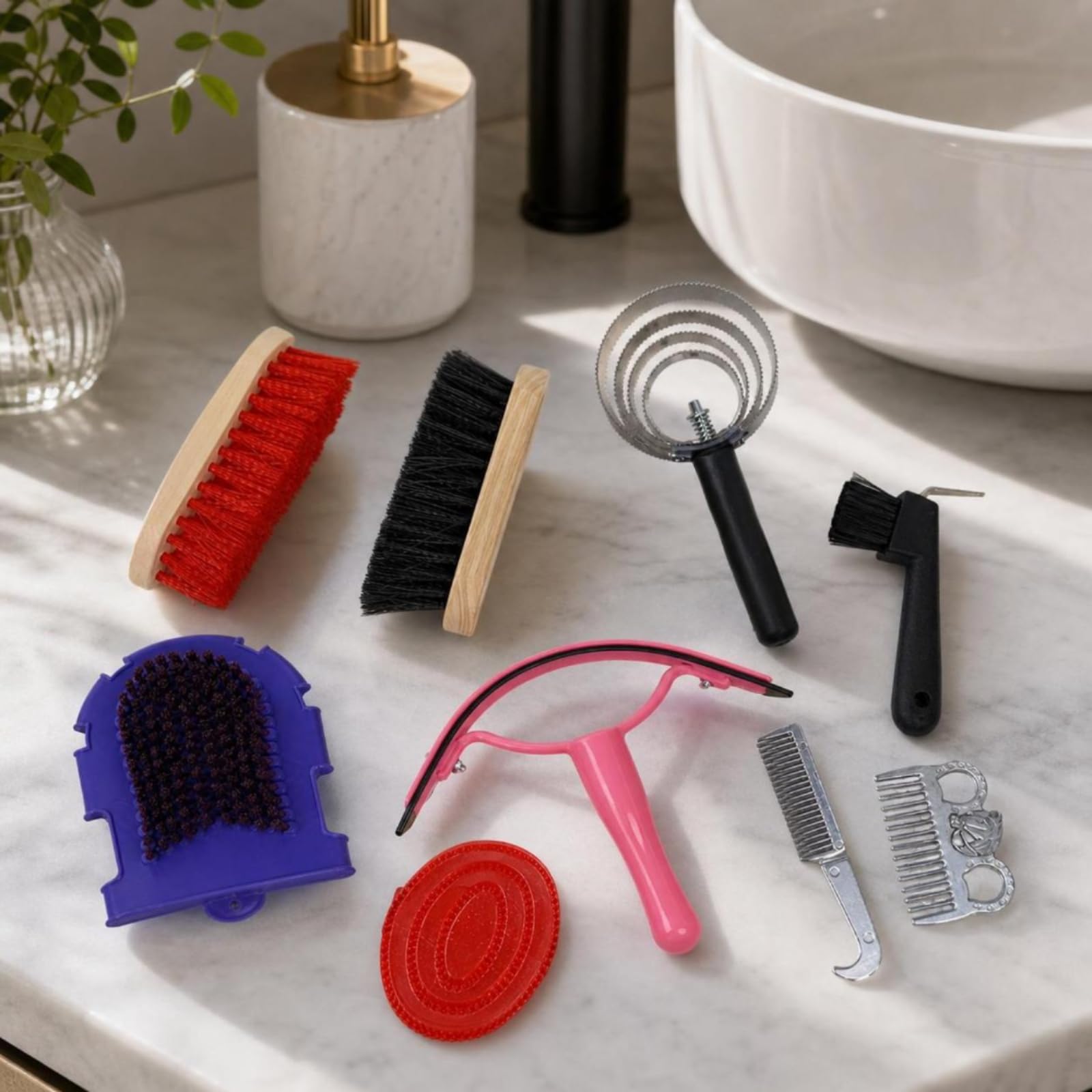 Set Spazzole per Cavalli Kit Toelettatura Equina Pettine Striglia Cardatore con Manici in Legno E Pettini in Metallo con Sacca Trasparente Adatto per Viaggio Pulizia Maneggio
