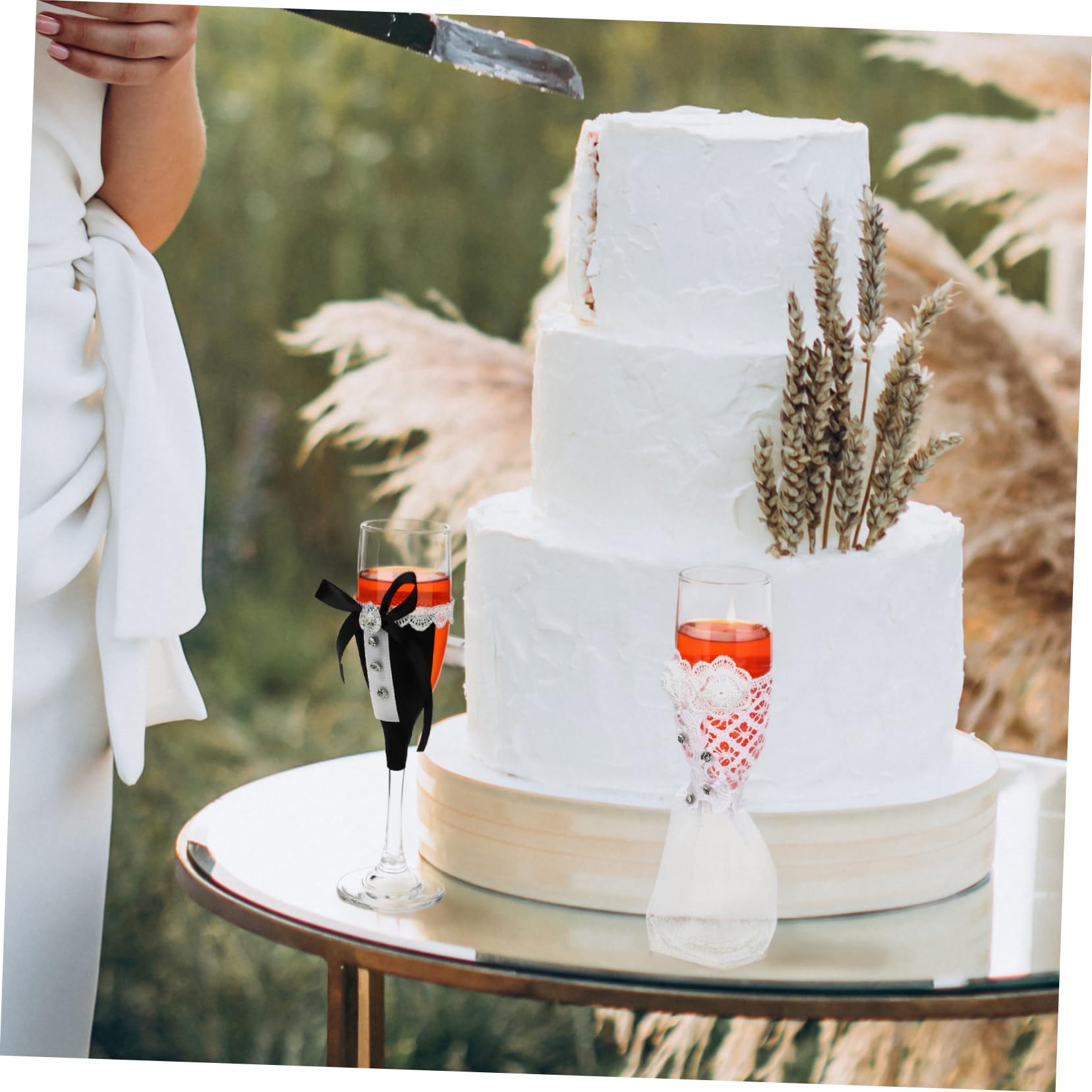 1juego Copas De Brindis Para Boda Elegantes Flutes Decorativas Para Novios Vaso De Champán Para Celebraciones Diseño De Vestido y Traje Para Aniversarios y Compromisos