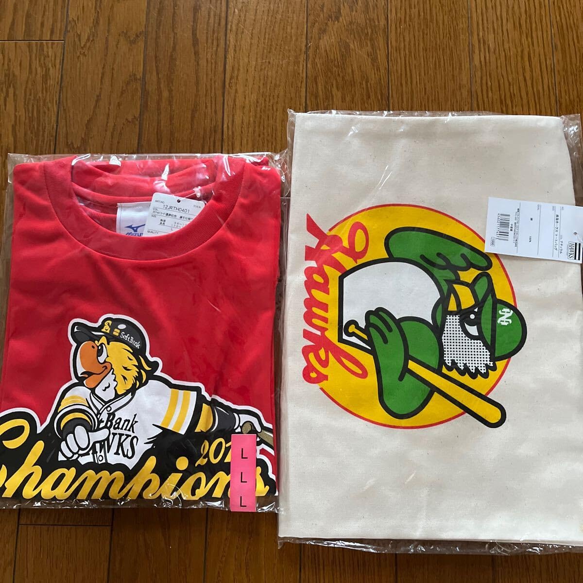 Amazon.co.jp: ソフトバンクホークス優勝記念tシャツ 南海ホークス 