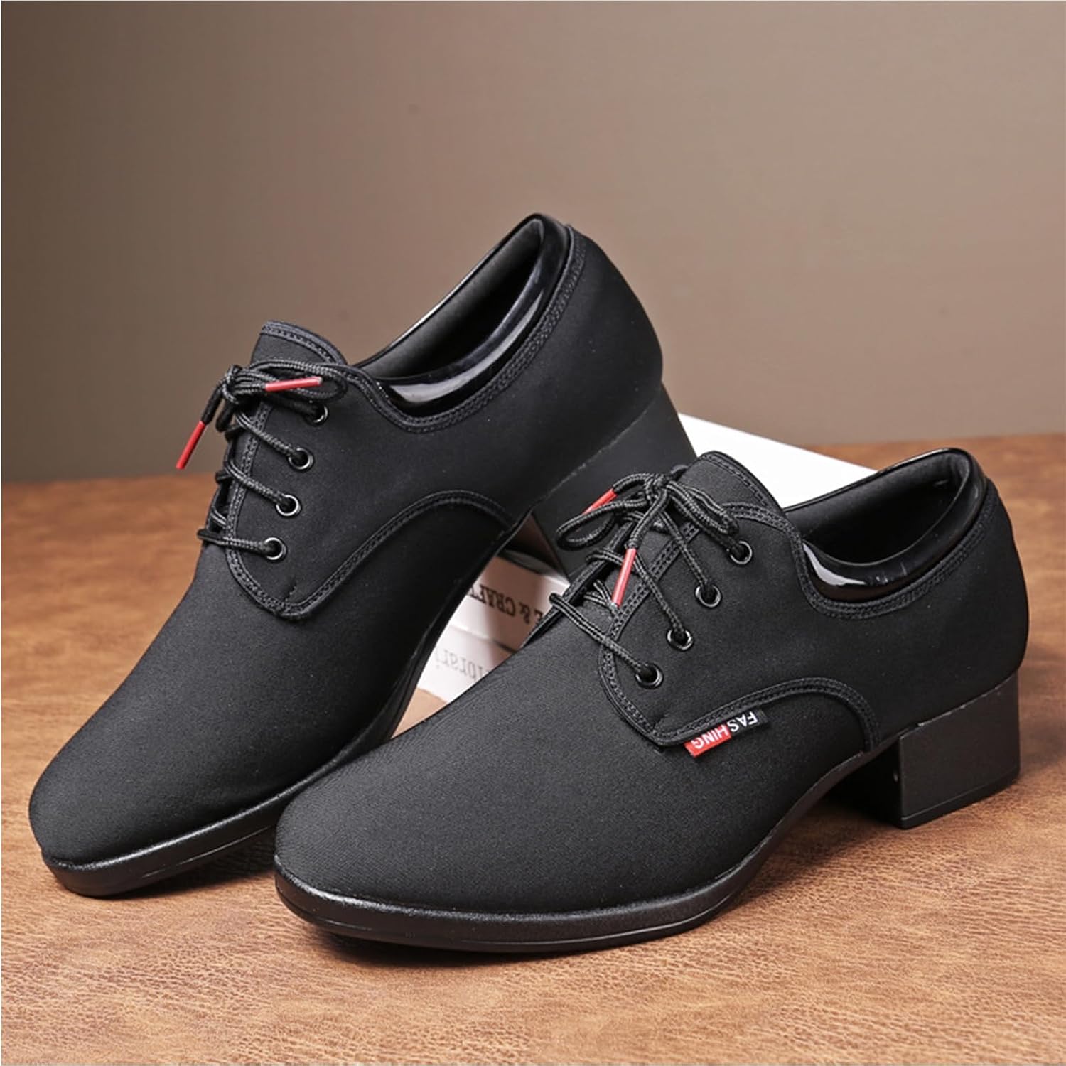 Mens Latin Dance Shoes 3.5cm Low Heel Salsa Ballroom Practice Sneakers Breathable,Lace-Up,Soft Modern for Stage Shoes