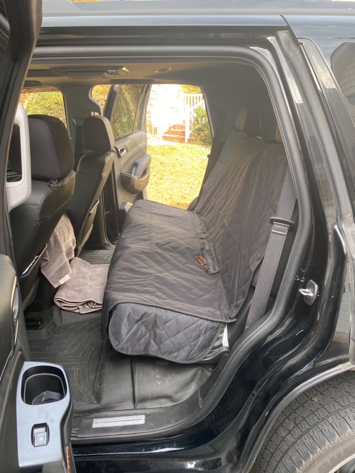 Fits great and stays in place