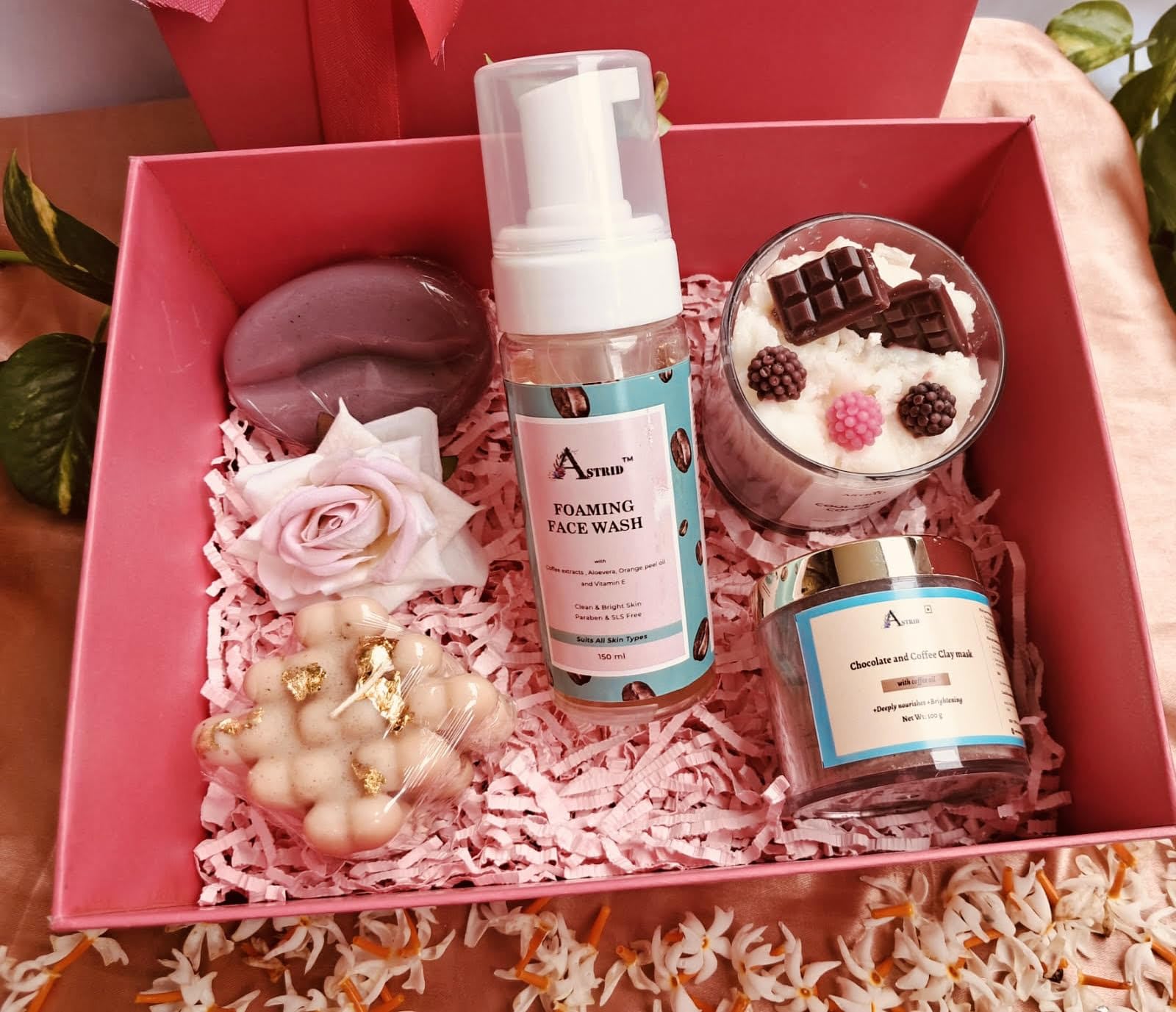Diwali Delight Coffee -Choco Bliss Aromatherapy Gift Box by Astrid | Handmade Gifting | Foaming Face wash, Dessert candle, Clay mask, handmade soap-image-9