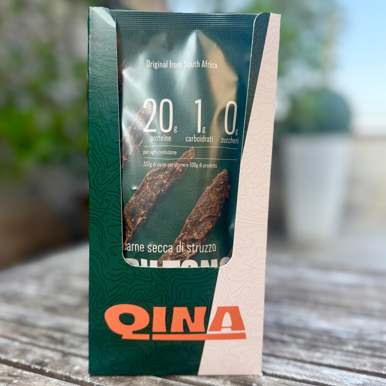 Qina Biltong - Ostrich Snapstick Biltong (30g x 10), carne secca di struzzo a strisce, alto contenuto proteico, basso contenuto di grassi.