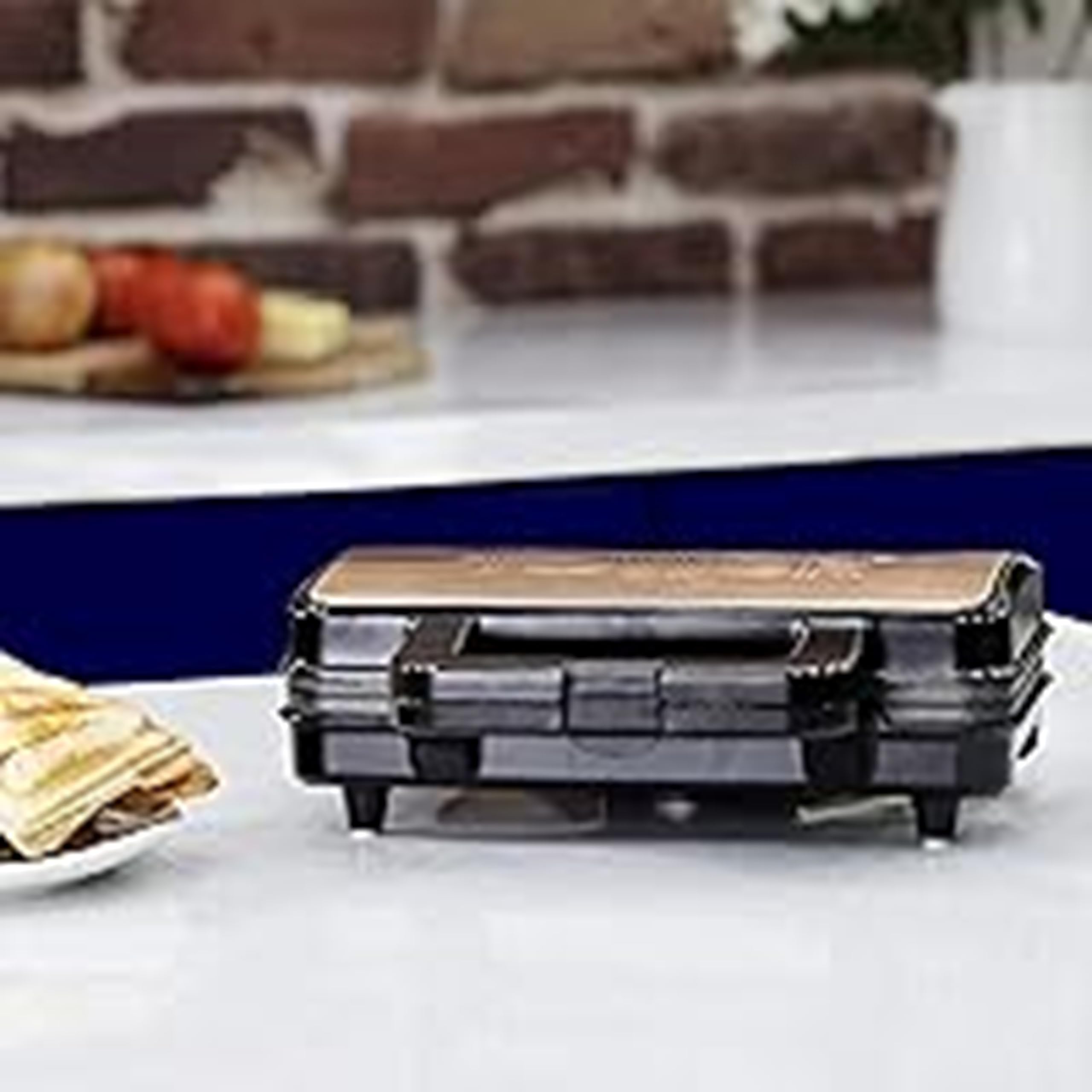 Tower Deep Fill Sandwich Maker with Extra Deep and Easy to Clean Non-Stick Plates, Automatic Temperature Control, 900W, Rose Gold and Black, T27013RG — view 7
