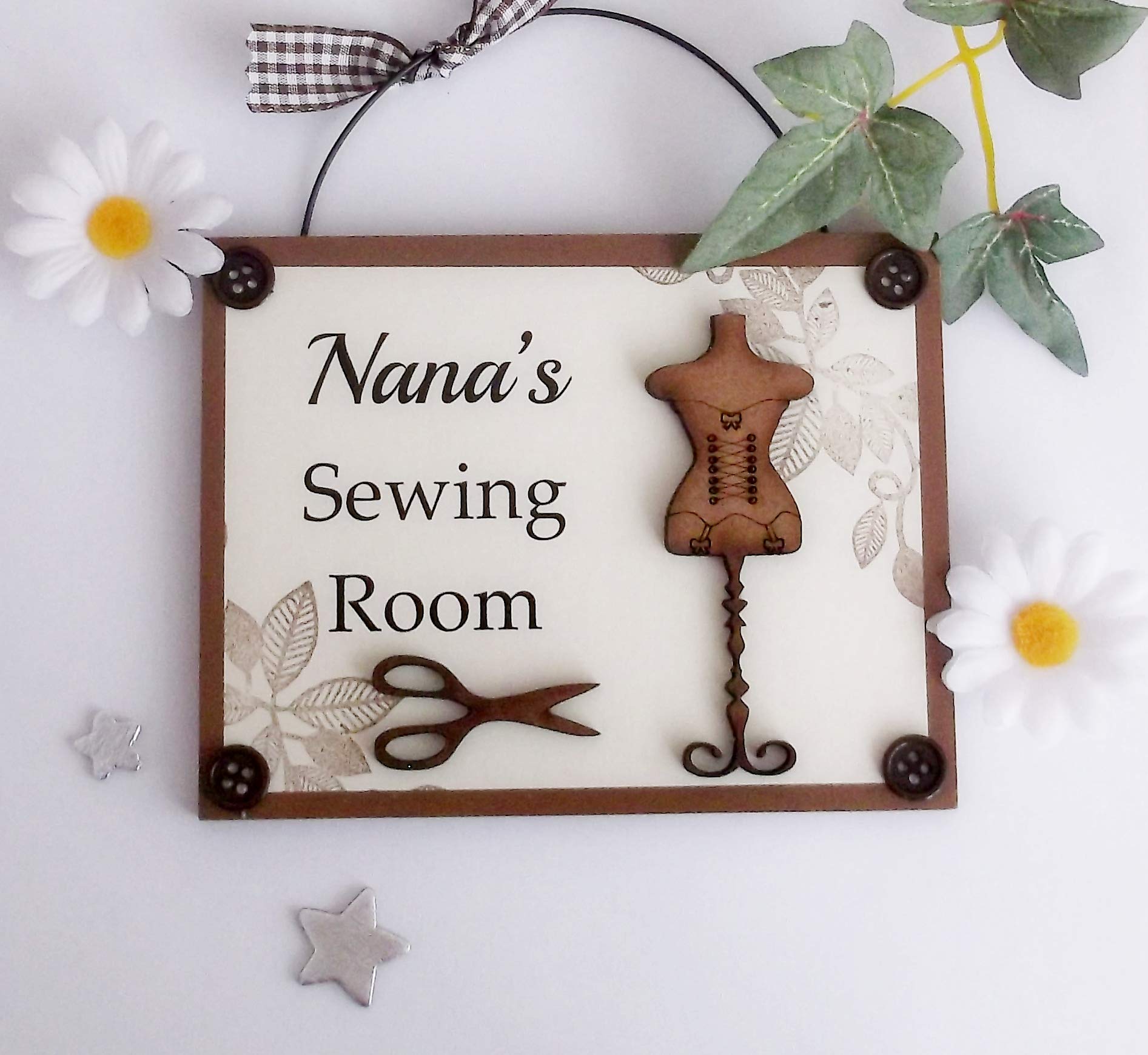 Craftworks Originals Wood Tones Nana's Sewing Room Door Plaque With Scissors And Dressmaker's Accessories Decoration 13Cm