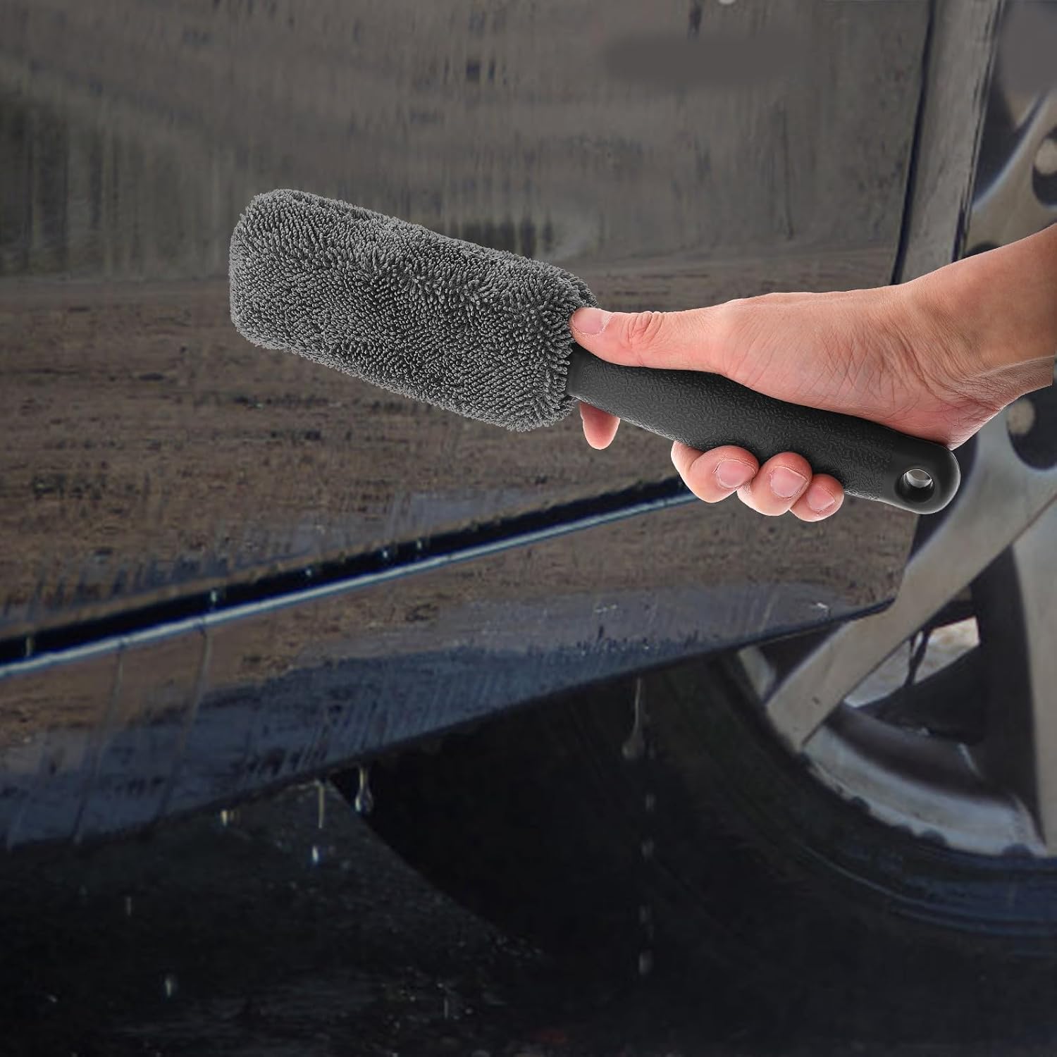 Car Wash Kit with Polyester-Cotton Detailing Towels and Sponge Pad, Versatile Cleaning Tools for Maintaining Vehicle's Cleanliness and Cleaning Every Part of Your Car