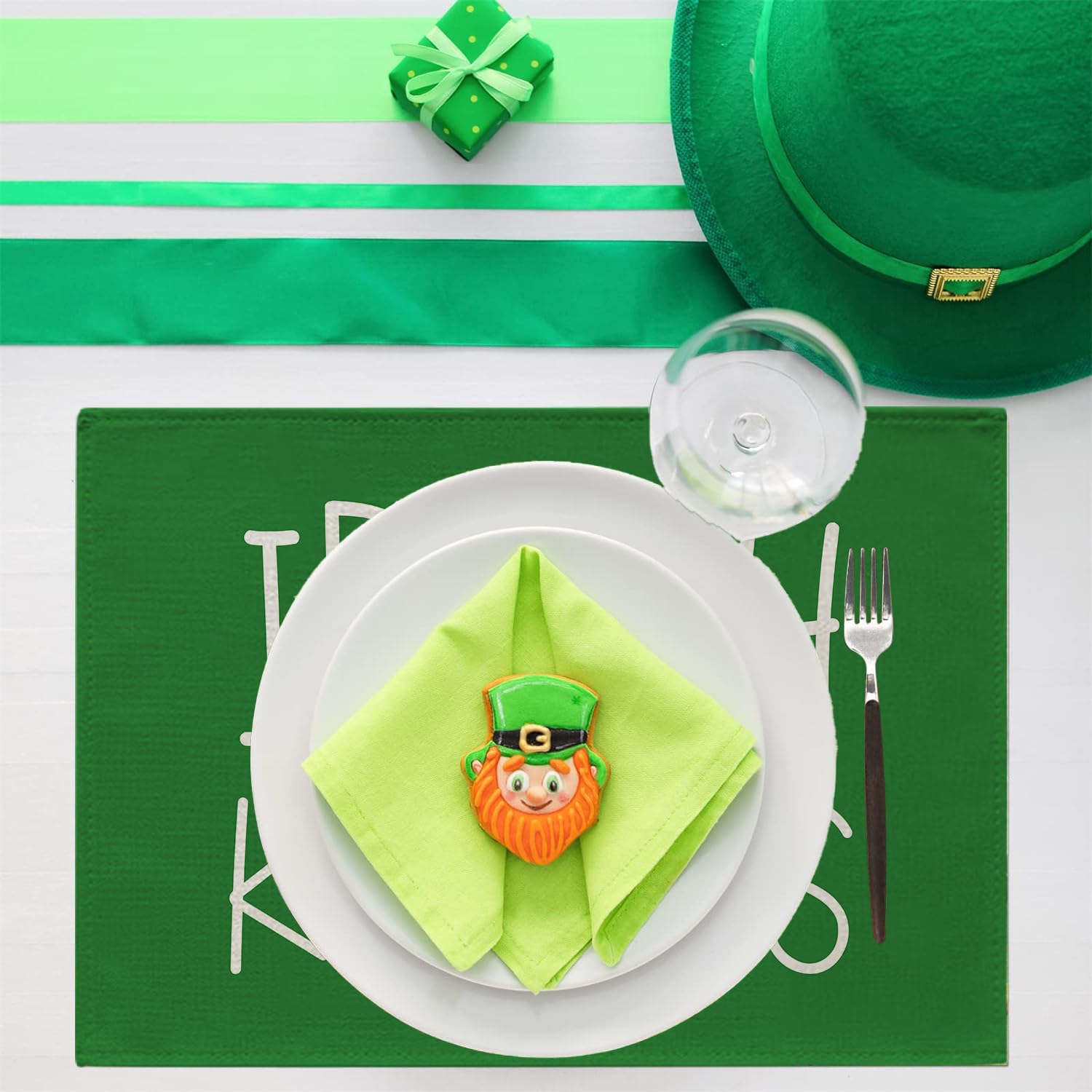2 Runde Geflochtene Platzsets – St. Patrick's Day Design, 38,1 Cm, Hitzebeständig & Waschbar