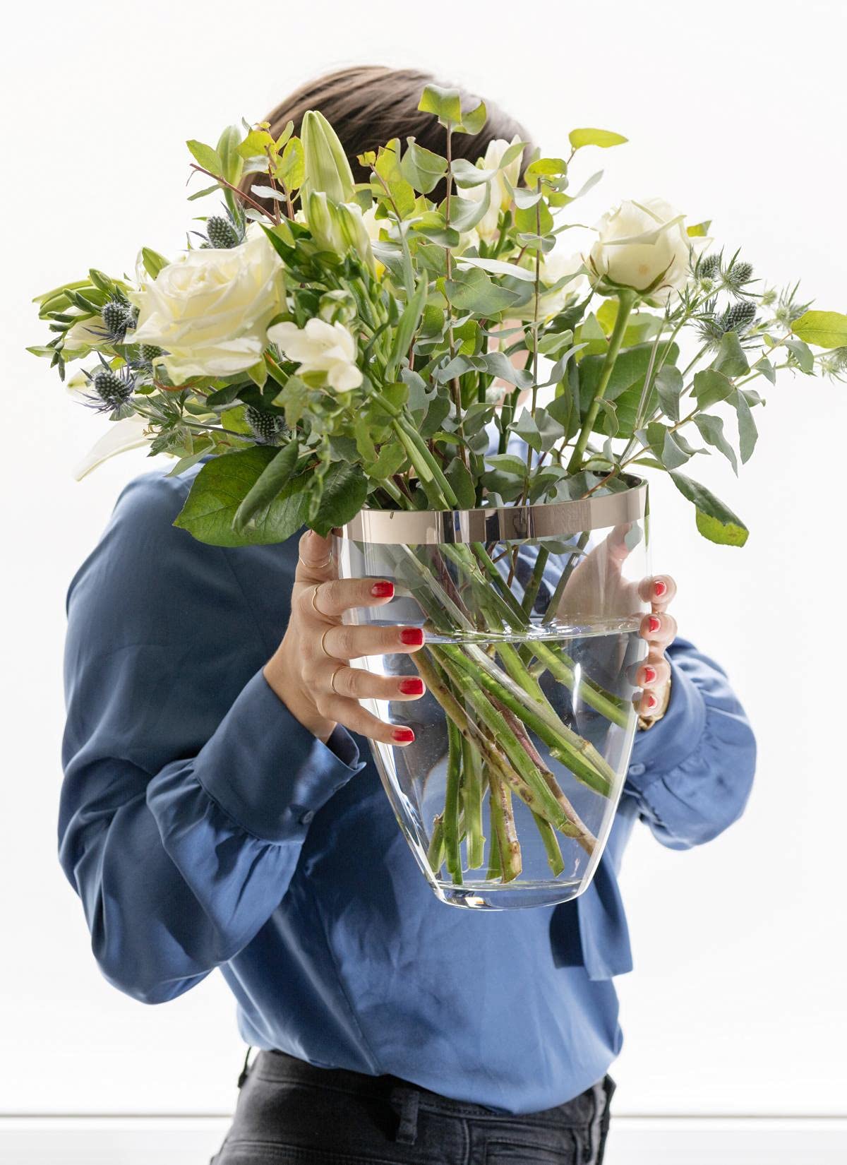 EDZARD Vase Charlotte, rund, Höhe 24 cm, Durchmesser 19 cm, mundgeblasenes Kristallglas mit Platinrand - Glas Vase, Blumenvase, Moderne Tulpenvase
