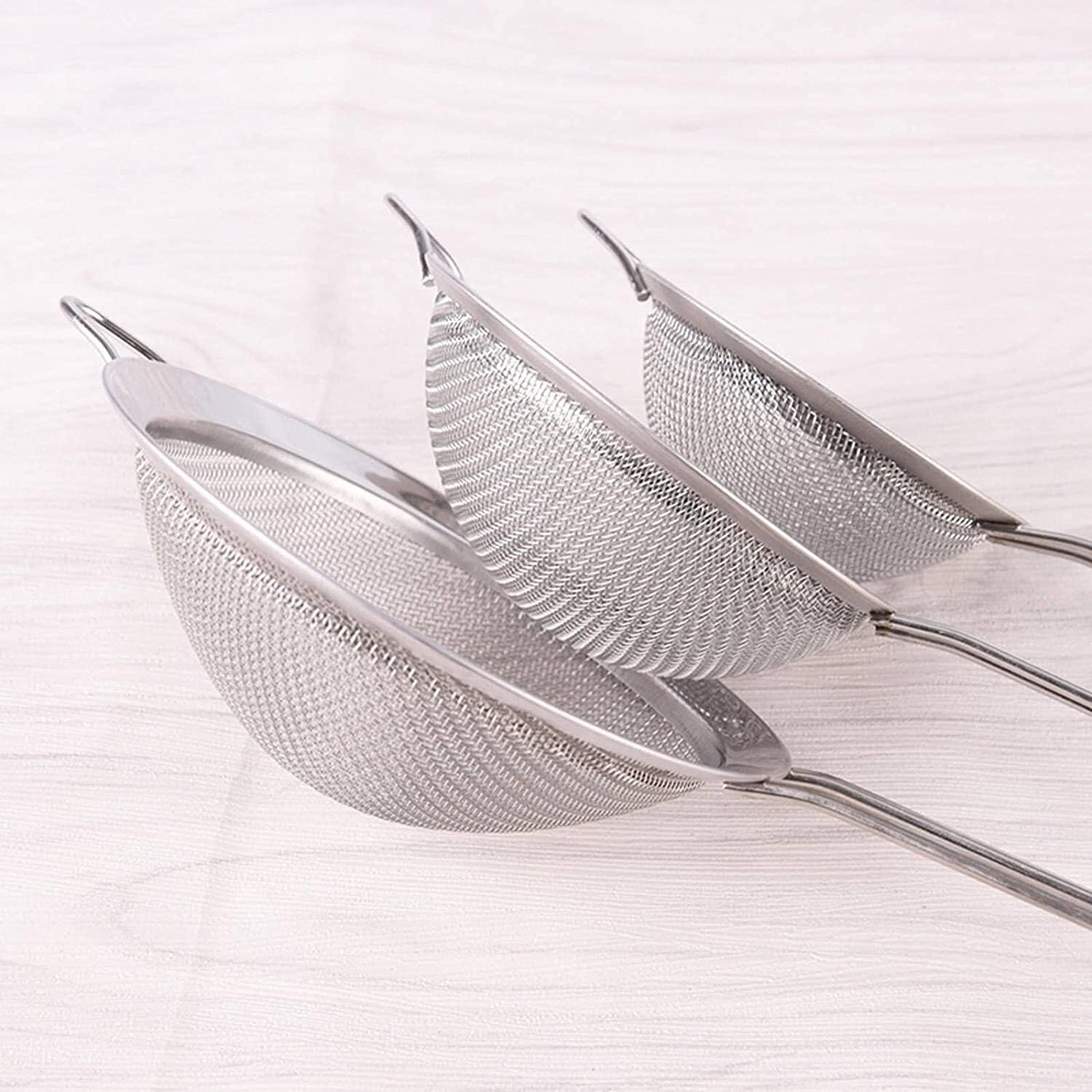 Passoire de Cuisine Collantes Créples D'aliments Farine De Farine Tamis-Tamis Colanders DIY Outils De Cuisine en Acier Inoxydable Fine Mesh Huile Essue 7 Size Pâtes(16cm)