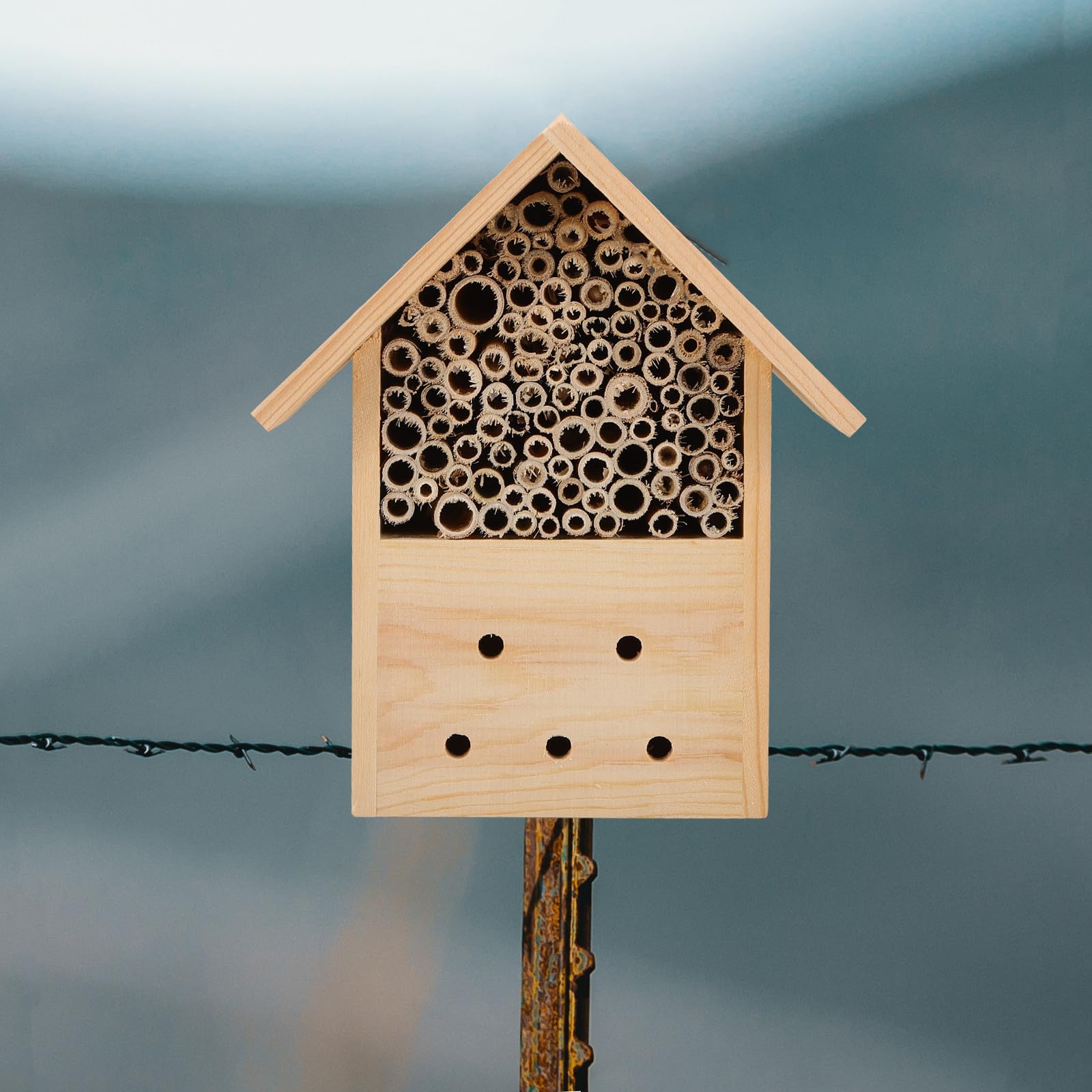 Holz Bienenhaus zum Hängen Witterungsbeständiger Bienenstock 22x6x24,5cm Natürlicher Lebensraum für Garten Bestäuber