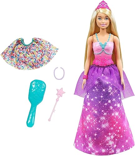 Vista 18 de Barbie Club Chelsea Dress-Up Doll (morena de 6 pulgadas) en disfraz de pastel con mascota y accesorios, para niños de 3 a 7 años Rosa