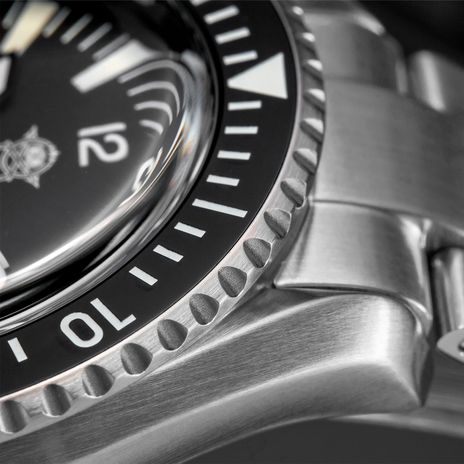 ADDIESDIVE Relojes de buceo para los hombres impermeable 200M NH35A bisel de cerámica sintética zafiro BGW9 Reloj de buceo automático