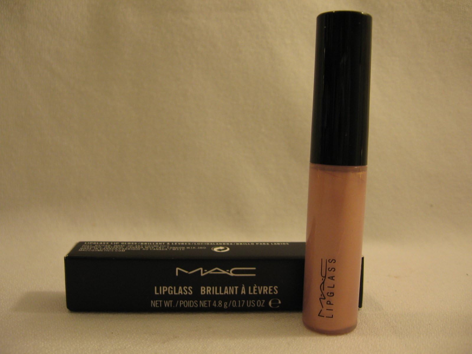 MAC LipGlass Lip Gloss Oyster Girl, 3.1ml/0.10 fl.oz