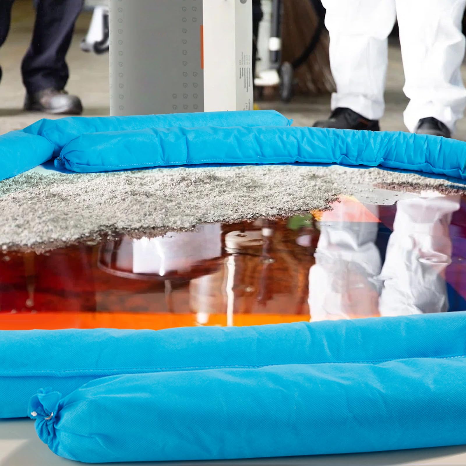 VEVOR Calzino assorbente universale, Serpente assorbente dell'acqua, Capacità 20 galloni, 3" x 47,24" Calzino per controllo delle fuoriuscite resistente alla muffa, 12 pezzi