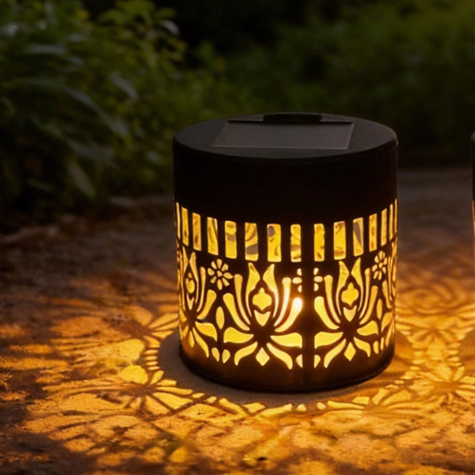 Solar-Powered Mandala Projector Light, Decorative Solar Mandalas Fence Lights, Metal Shadow Light Projector for Fence, Patio, Garden, Warm White LED Decorative Lighting (Peony,1pc)