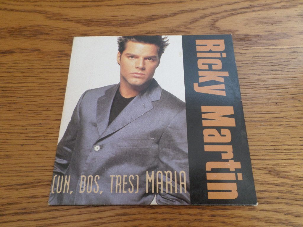 Maria (un, Dos, Tres) [Audio CD]