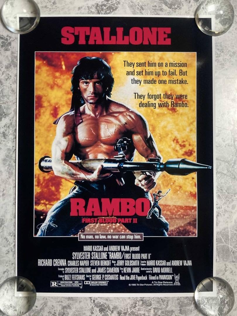 『ランボー／怒りの脱出』 長X350 国内B1判 ポスター ランボー／怒りの脱出 (1985) - ポスター画像 — The Movie
