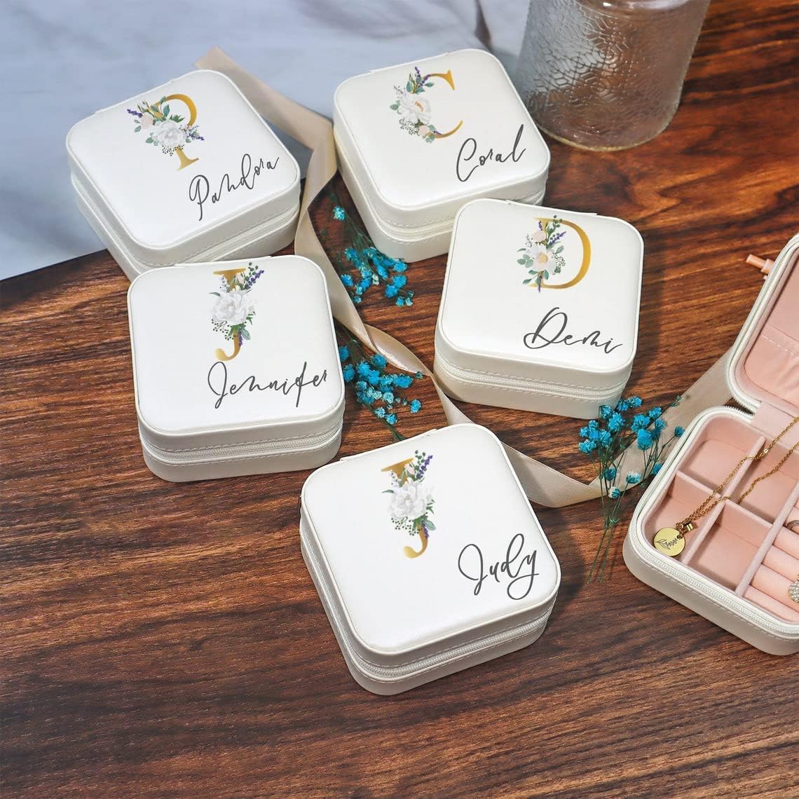 Personalized Name Jewelry Boxes for Girls & Women, Custom Travel Jewelry Case with Lid, Portable Small Jewelry Organizer Box Bridesmaid Proposal Gifts : Clothing, Shoes & Jewelry