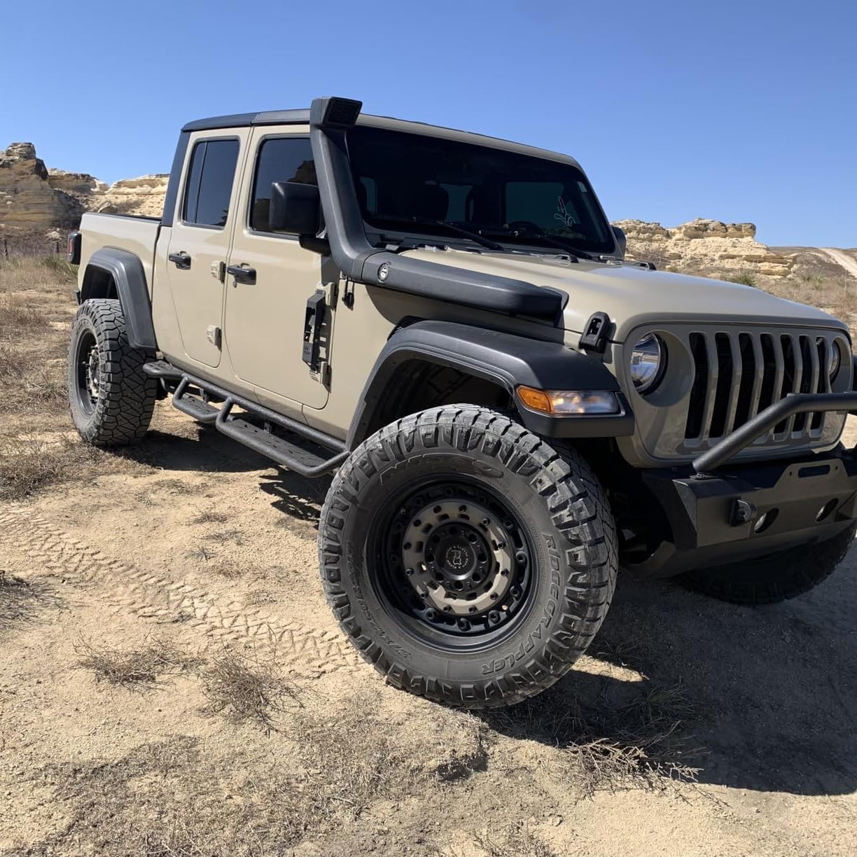 SMANOW Wheel to Wheel Running Boards Compatible with 2020-2025 Jeep Gladiator Jt 4 Door, Bed Access Nerf Bars, Side Steps Made with Carbon Steel, Drop-Down Steps.
