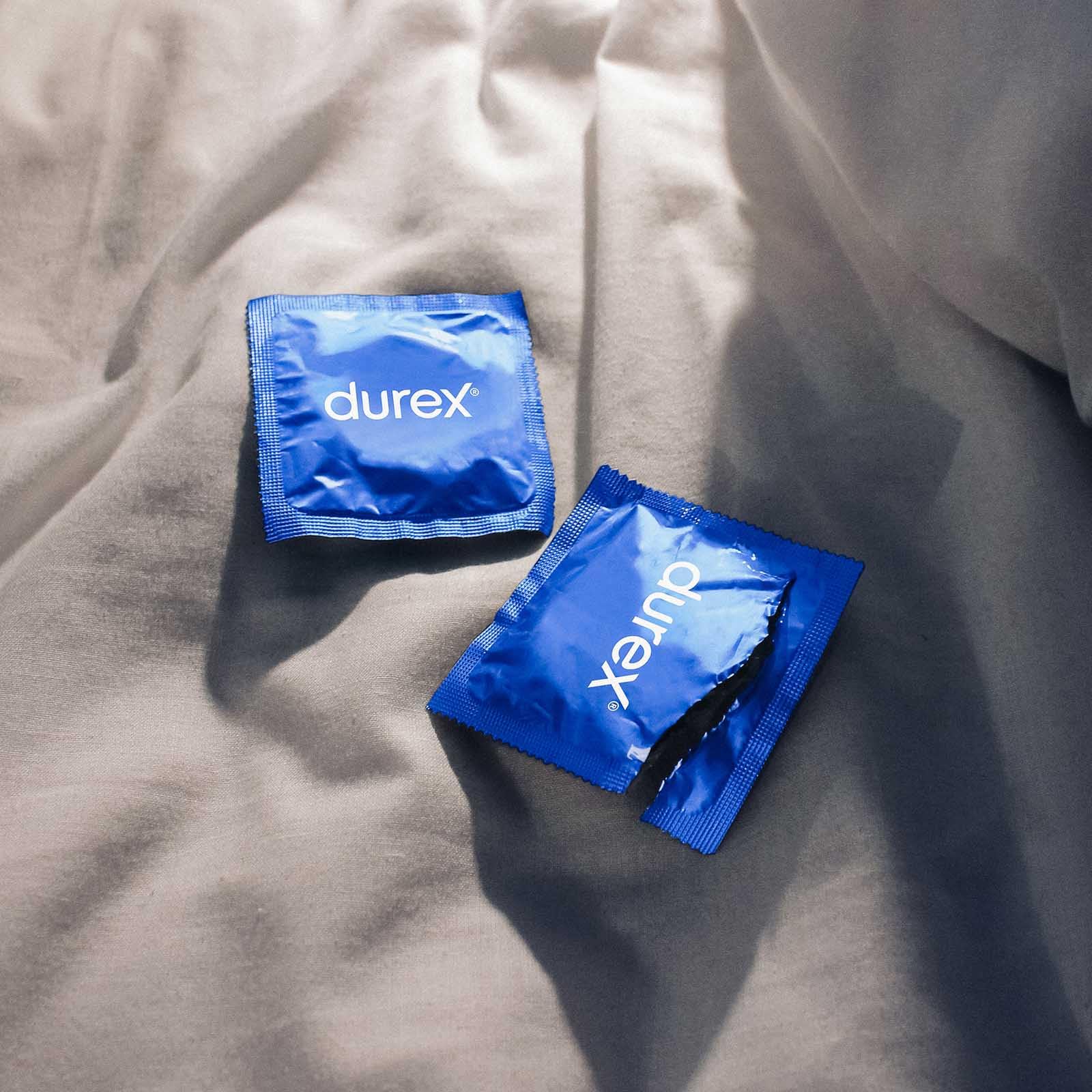 3x Preservativi Durex Settebello Classico Condom in Lattice di Gomma Naturale Trasparenti ed Extra Lubrificati - 3 Confezioni da 27 Profilattici Ognuna