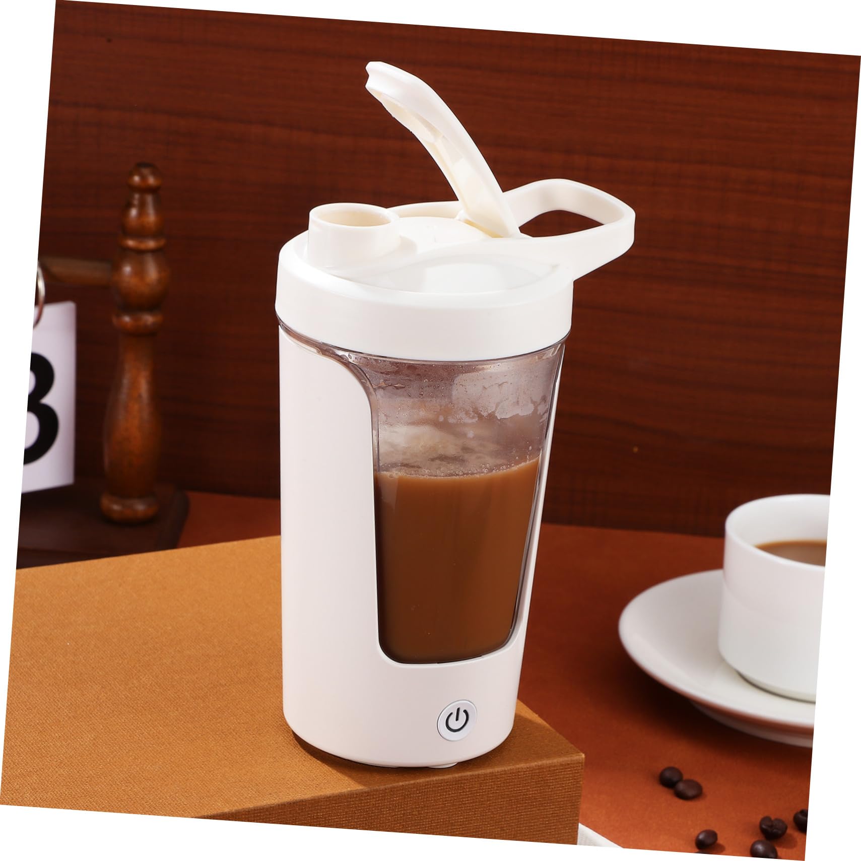 Hohopeti Bottiglia Shaker Elettrica Ricaricabile in PP e Abs Tazza Miscelatrice Automatica per Proteine e Caffè Portatile e Facile da Pulire Agitatore Efficiente per Bevande Cremose