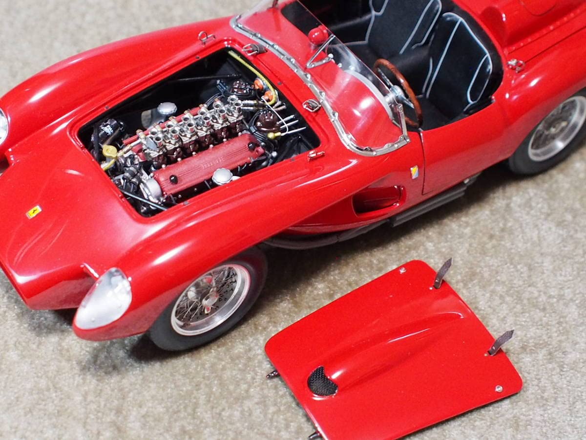 CMC 1⁄18 Ferrari フェラーリ 250 Testa Rossa A CMC Exclusive Models