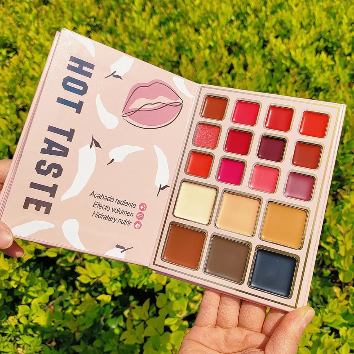 SKINPLUS 5in1 Book-Style Foldable Makeup Palette Set | Portable & Long-Lasting | Contour Blush Highlight Eyeshadow, Suitable for Multiple Skin Tones & Makeup Looks All In One MakeupBook (Fashion) 2