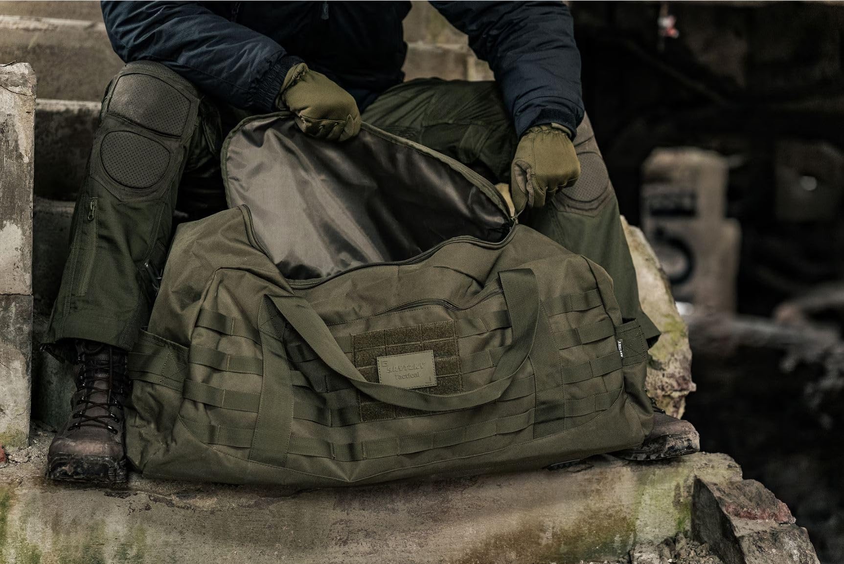Tactical Garrison 100L Reisetasche – Oliv | Sporttasche Weekender Duffle Bag, ideal für Reisen, Camping & Survival, mit MOLLE/PALS, robuste Militärtasche, Gym Bag