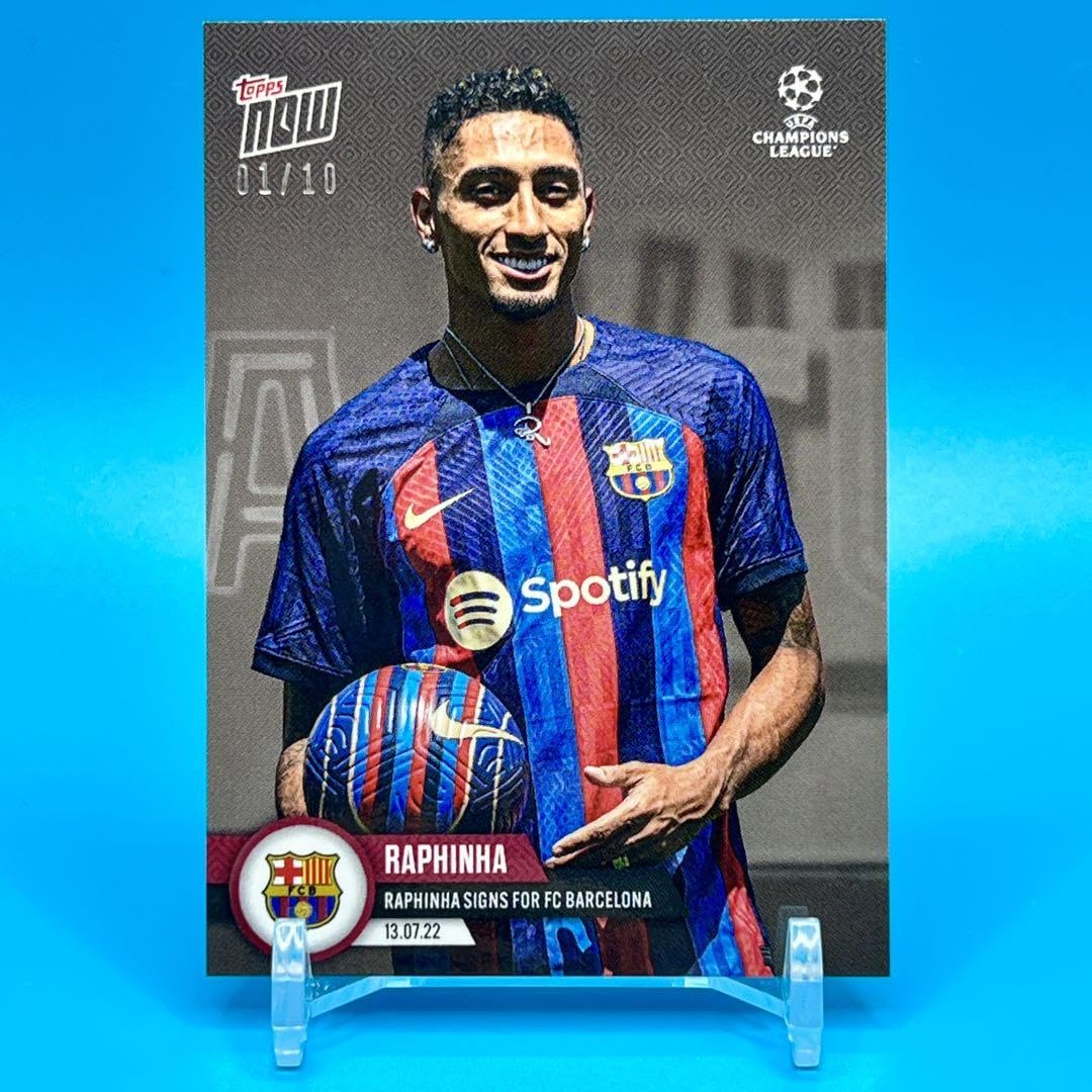 Amazon.co.jp: 世界10枚!Topps Now RAPHINHA ハフィーニャ 1stナンバー 