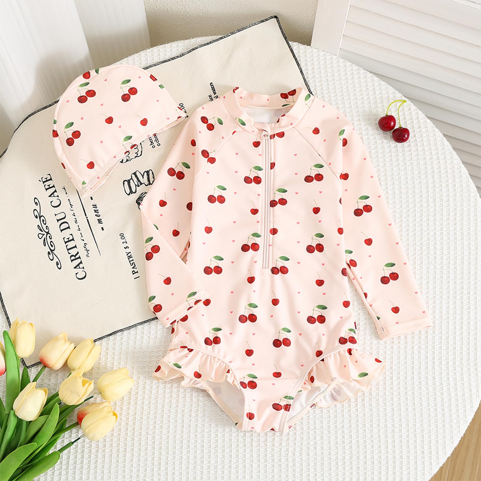 Baby-Mädchen-Badeanzug mit Badekappe für Kleinkinder mit Kirschmuster langärmeliger Badeanzug für kleines Mädchen Sonnenschutz Frontreißverschluss einteiliger Badebekleidung