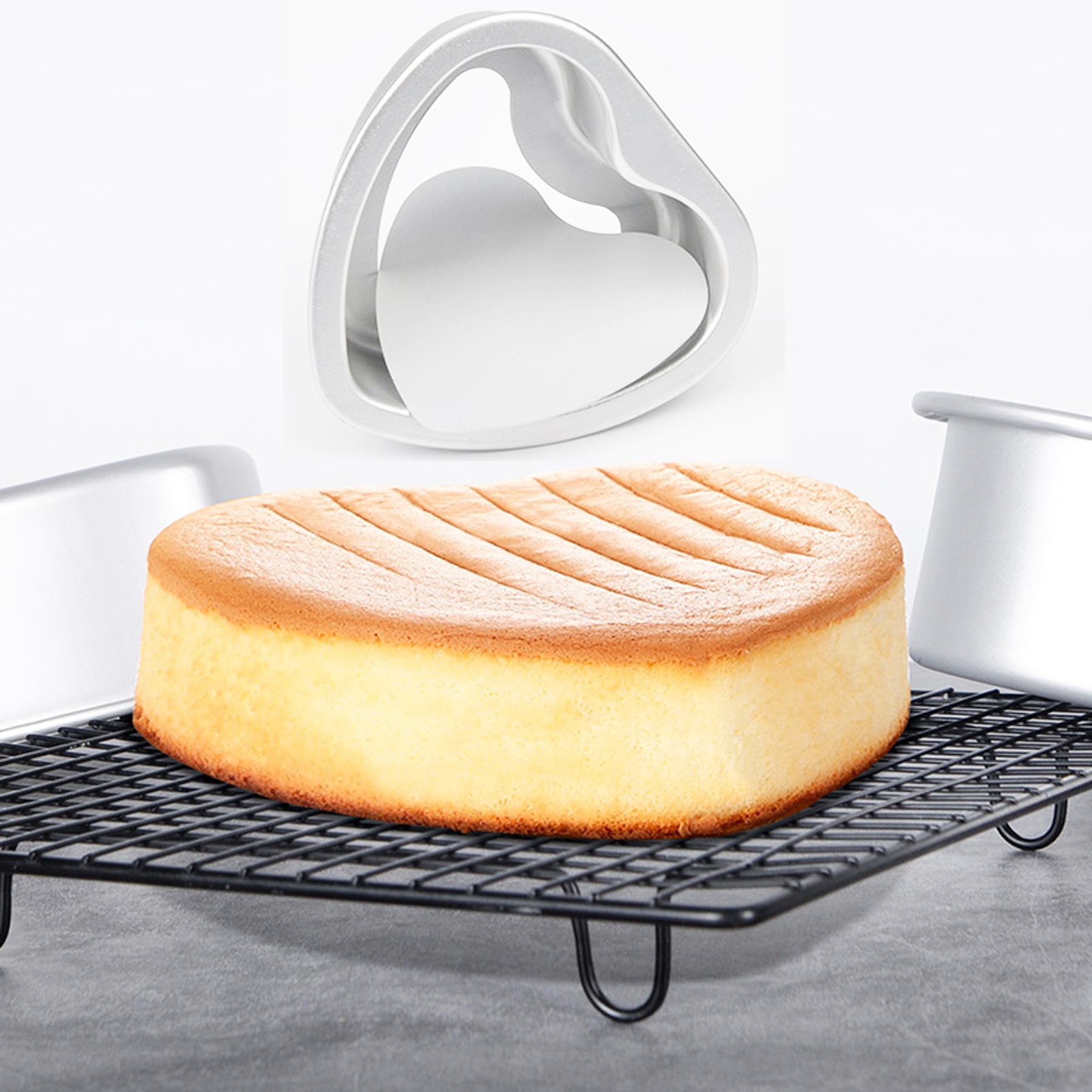 QJFCare Lot de 2 moules à gâteau en aluminium en forme de cœur, 10,2 cm et 15,2 cm, réutilisables avec fond amovible, moule à gâteau au fromage amovible pour gâteaux, brownies, cuisson au four