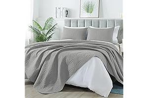 Masvis 3 Piece Quilted Microfiber Lightweight Bedding Set King Size, Classic Coin...