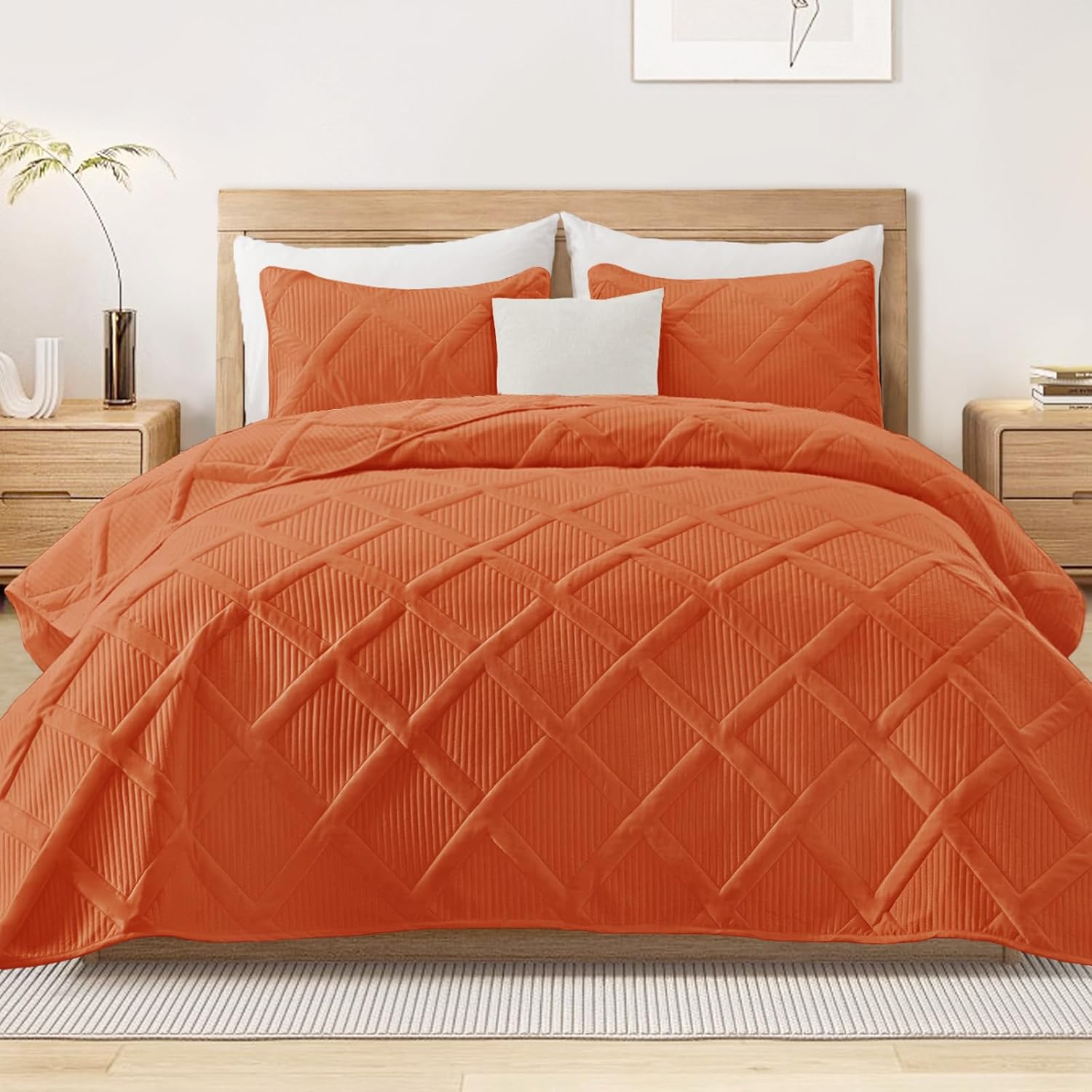 Exclusivo Mezcla King Quilt Set- Burnt Orange Quilts Bedding Set with 2 Pillow Shams, Modern King Bedspread with Striped Pattern, Soft Lightweight Bedspreads Coverlets for All Seasons