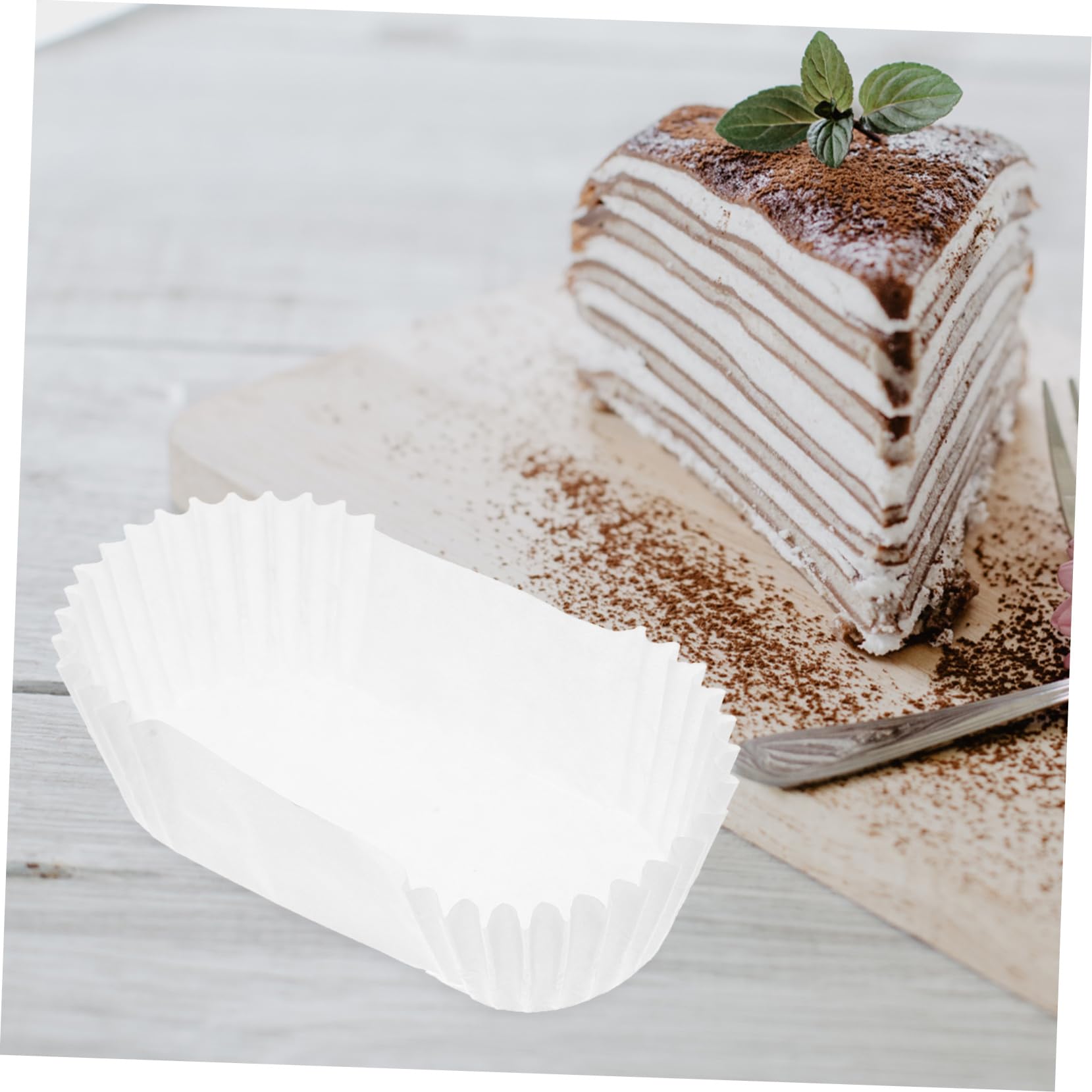 MAGICLULU 4 Stück Kuchen Tassen Cupcake-Becher Pappbecher zum Backen Backpapierbecher Cupcake-Liner Form Oval Backförmchen aus Muffinpapier Muffinförmchen aus Papier Weiß