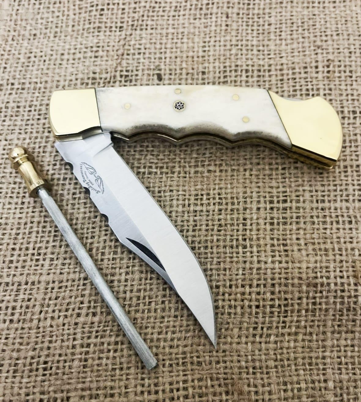 Best.Buy.Damascus1 Ultimate Camel Bone Custom Handmade 440c Steel Double Brass Bloster With Sharpening Rod Folding Pocket Knife Back Lock Prime Quality