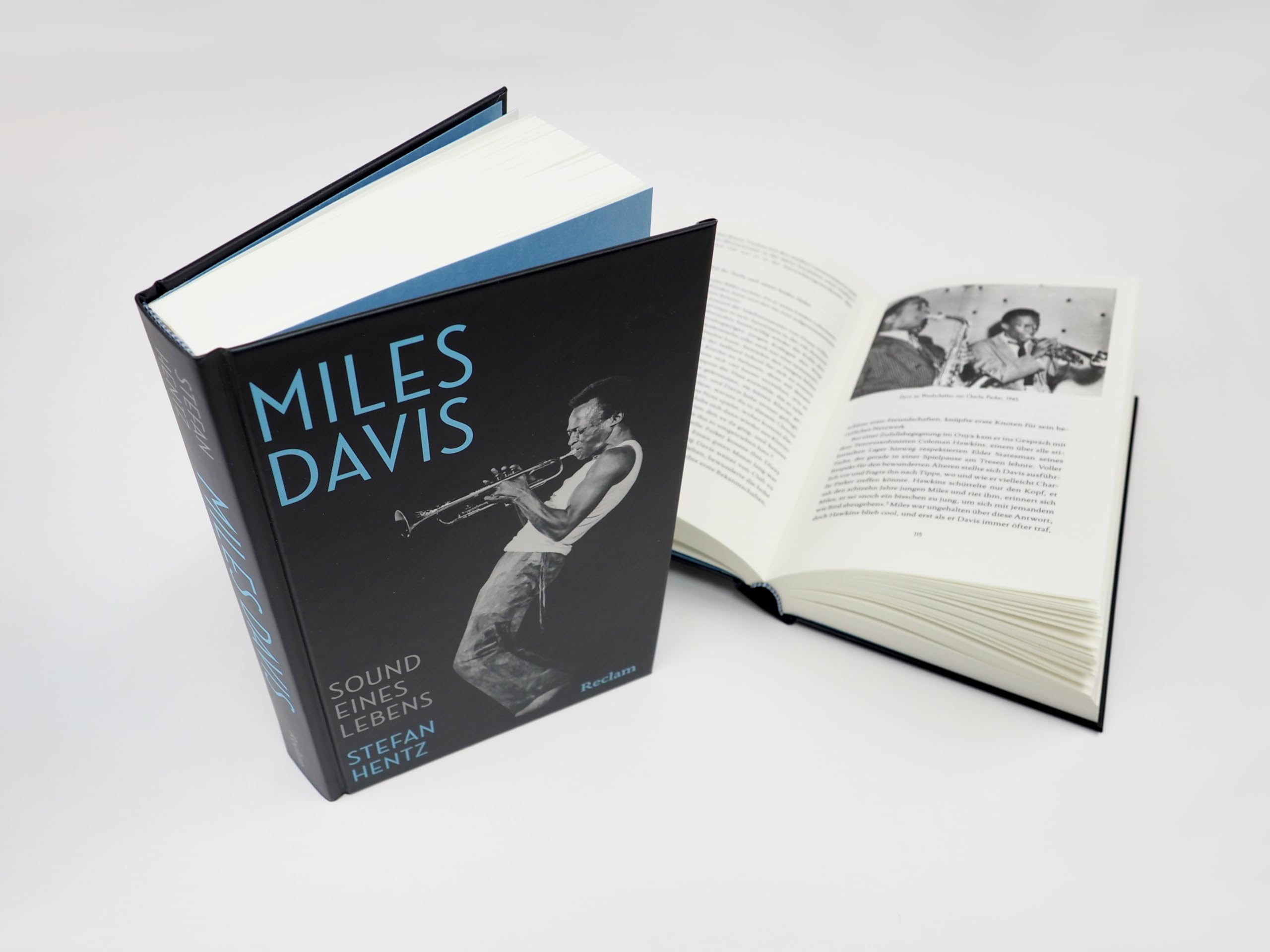 Miles Davis. Sound eines Lebens: Leben und Werk der Jazzlegende – Mit Fotos aus der berühmten Fotoserie »A Day in the Life of Miles Davis« von Glen Craig