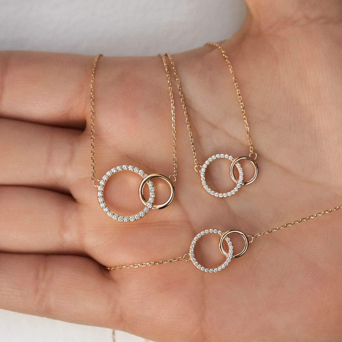 A+O Gift for Mom, Mother Gift Interlocking Circle Bracelet in Sterling Silver, Rose Gold, Gold Vermeil