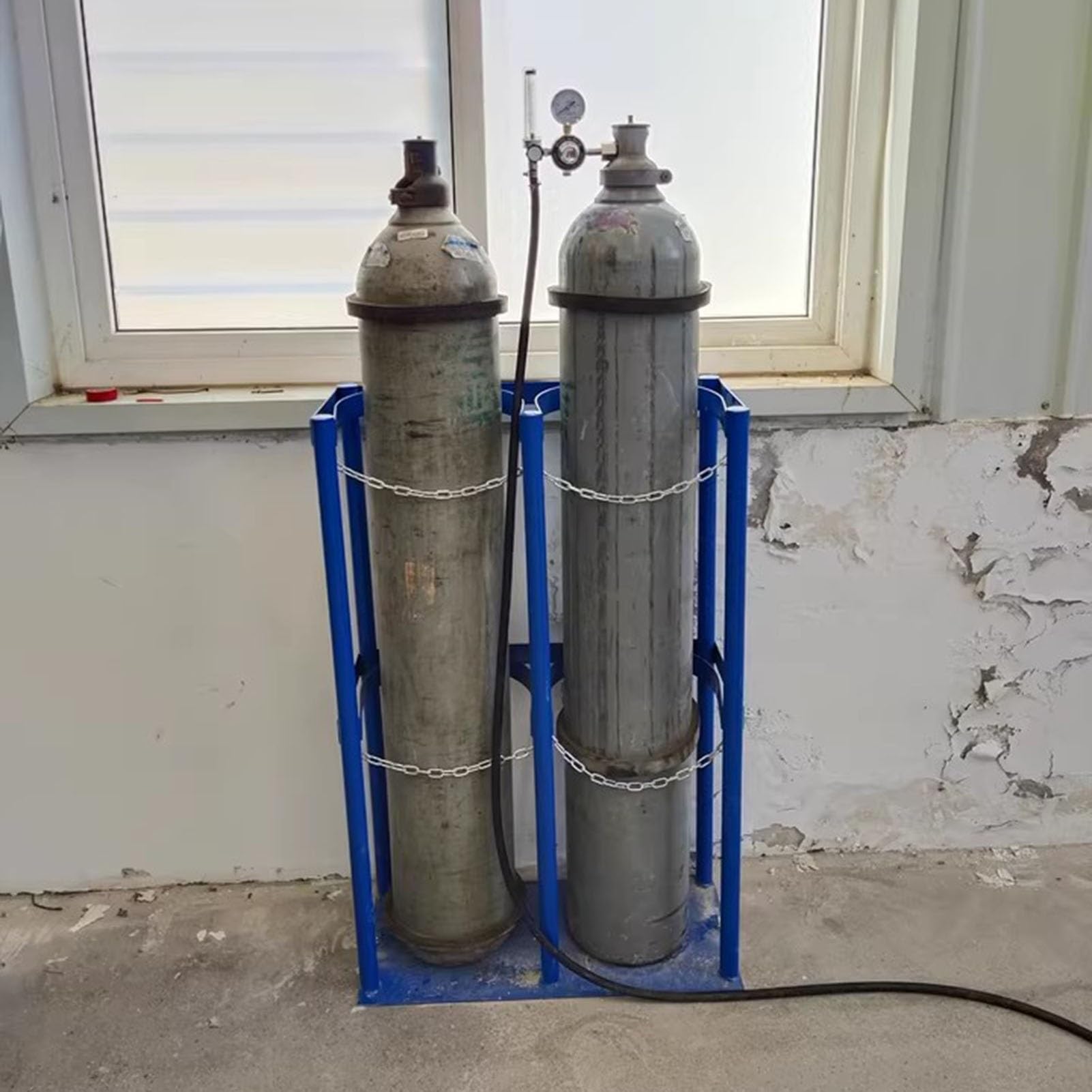 Support de réservoir de cylindre sur pied, support de stockage anti-basculement pour bouteilles de gaz, support fixe en acier