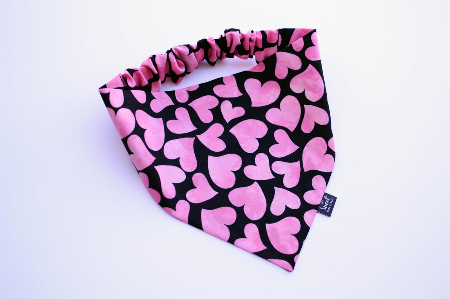 Valentine's Day Scrunchie Dog Bandana Perfect for Winter Season, Handmade Heart Print Elastic Pet Bandana, Love Day Photoshoot Props, Festive Dog Outfit (Twisted Pink Hearts, X-Large)