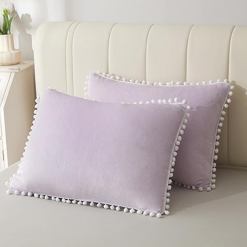 LIFEREVO Juego de 2 fundas de almohada de terciopelo suave con pompones, fundas de almohada decorativas con flecos, bonitas fundas de almohada