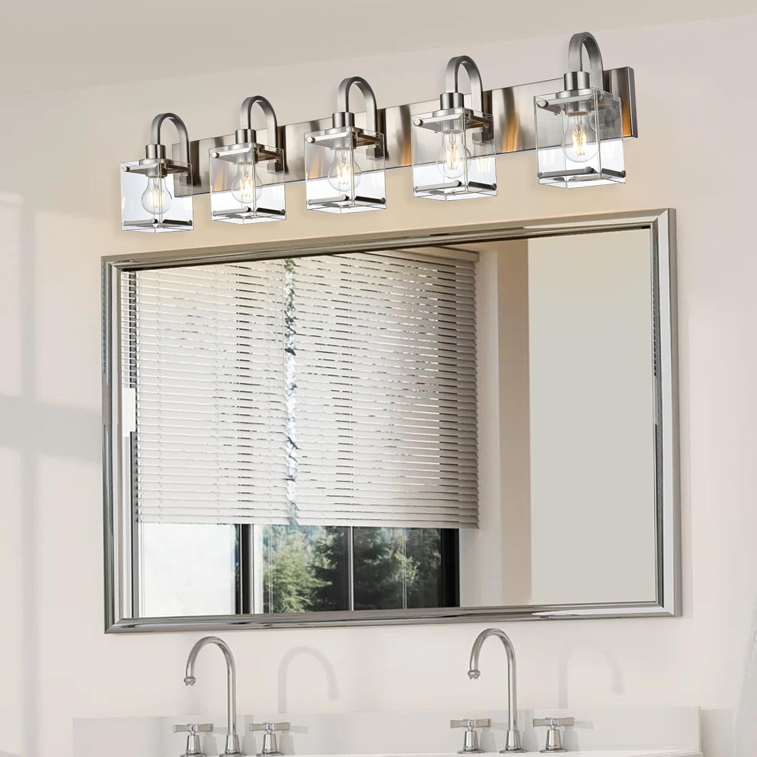 Bathroom Vanity Light 5-Light Wall Sconce Lighting Modern Wall Light with Clear Glass Shade Modern Brushed Nickel Wall Lamp Mounted Lights Over Mirror for Living Room, Bedroom, Hallway
