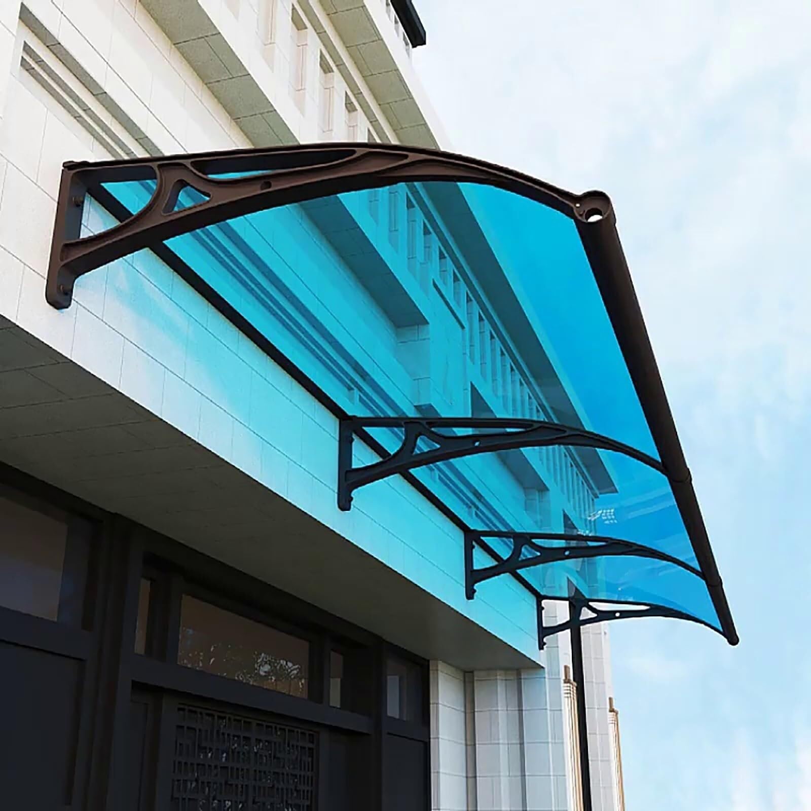 Toldos para ventanas y marquesinas exteriores en terrazas residenciales