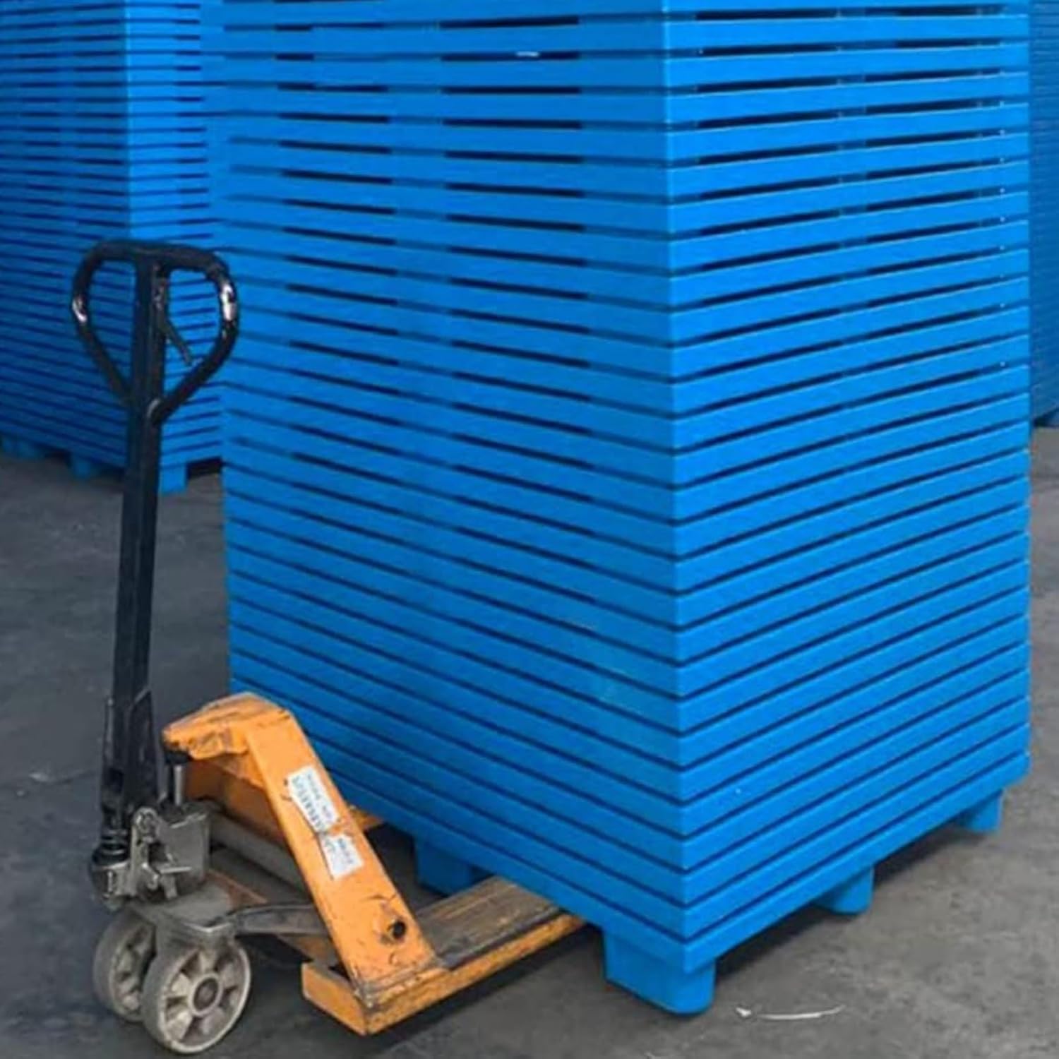 GOCHUSX Plastic Pallets,Lightweight Pallet Grid Board,Nestable Shipping Pallet,Waterproof Wear-Resistant Food Storage Pad for Supermarket (Blue 2 Pack)