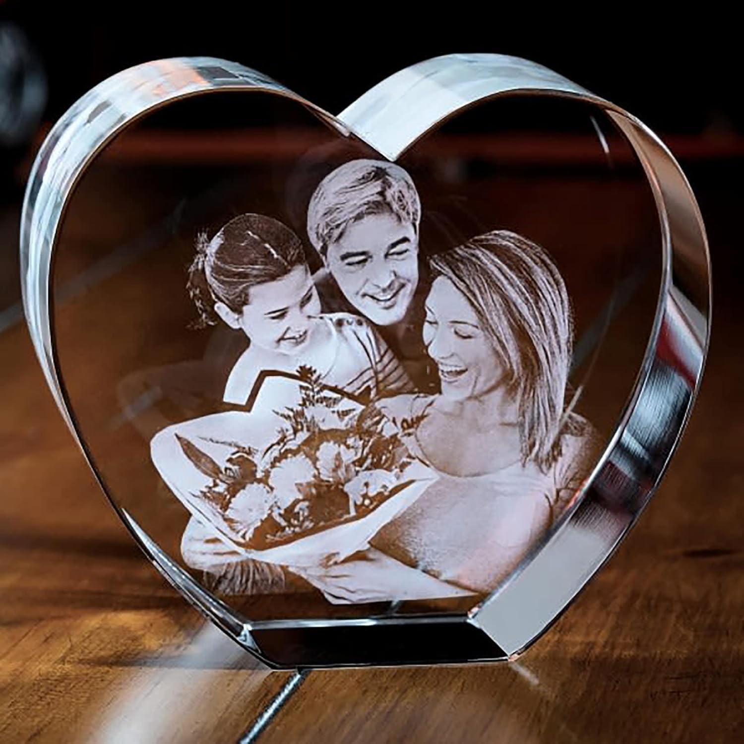 Marco de fotos de cristal 3D grabado personalizado en forma de corazón con tu propia foto regalo para amantes, familia, cumpleaños, boda, Navidad (mediano)