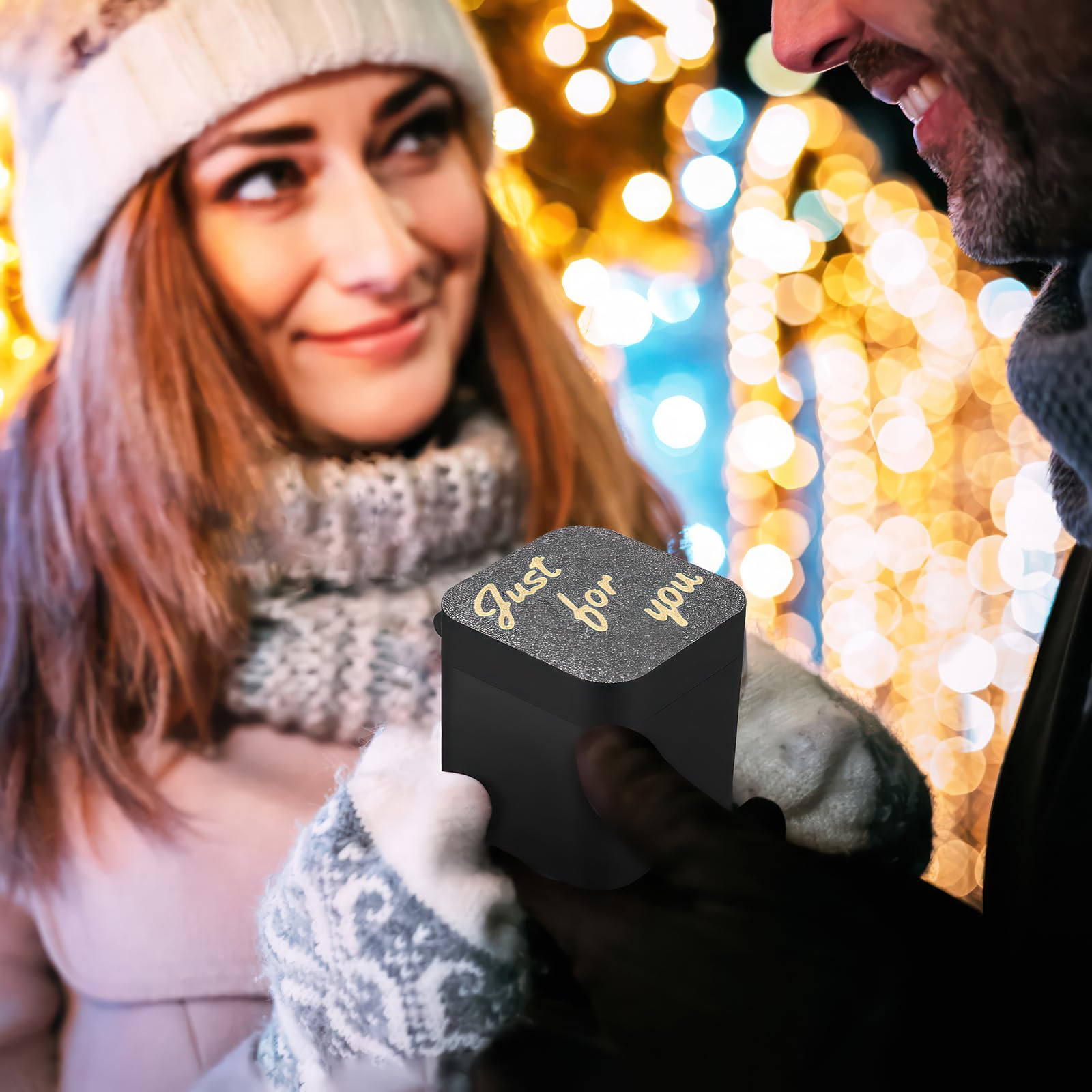 Mittelfinger Geschenk Box, Mittelfinger in Der Box, Middle Finger Surprise Gift BoxesMittelfinger in Einer Boxes, Prank Geschenkbox Christmas Neuheit Spaß Streich Geschenke Büro Deko