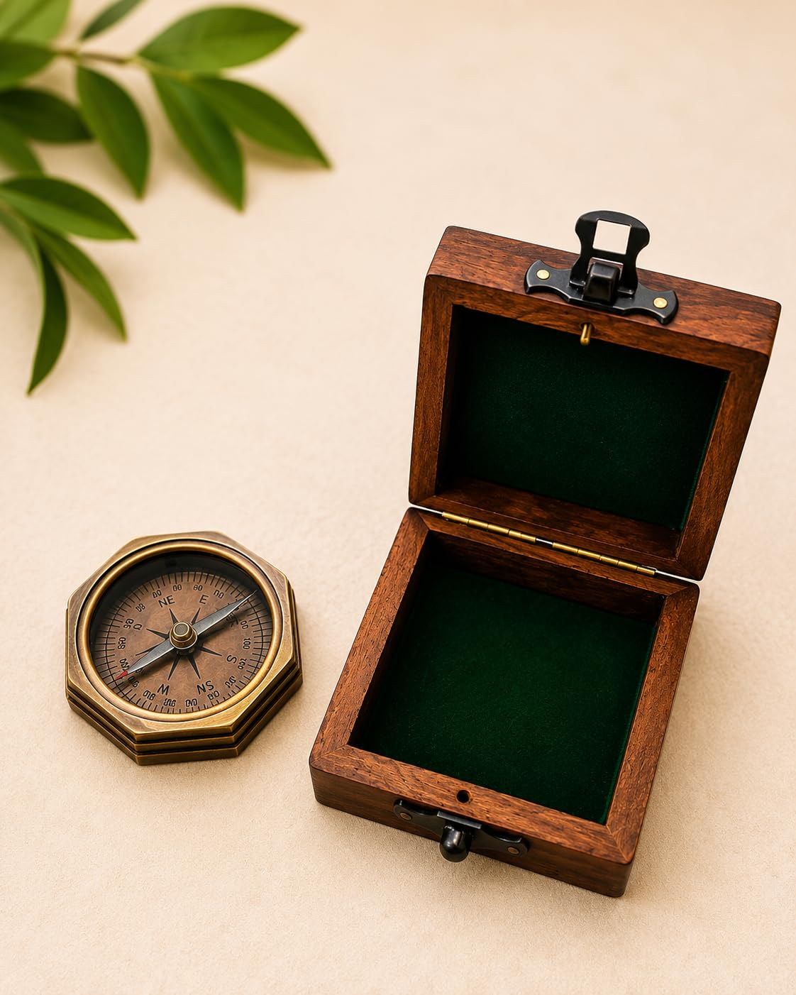 コンパスの空箱 Buy Brass Nautica Hexa Shape Compass with Wood Box Collectible